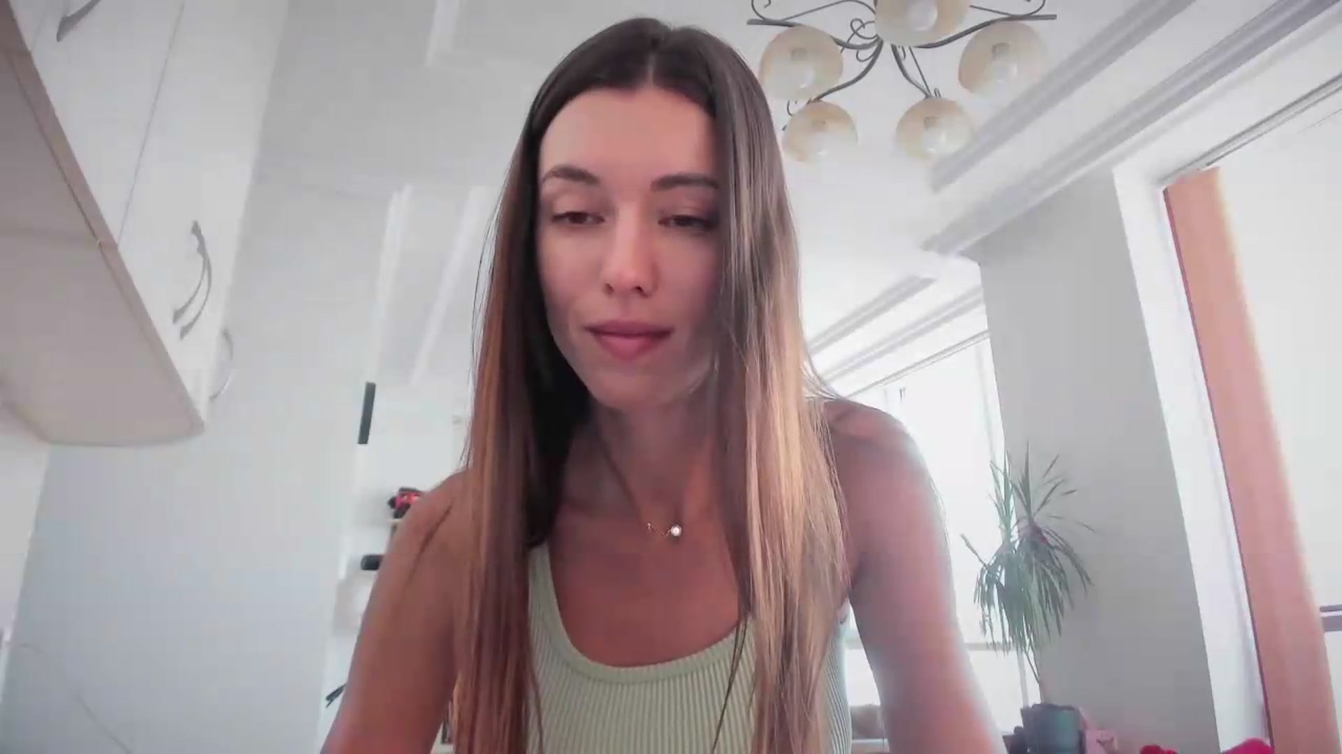 Gallery image thumbnail from laurensaenz's myfreecams stream on, 07/03/2026, 09:12 image 10 of 20