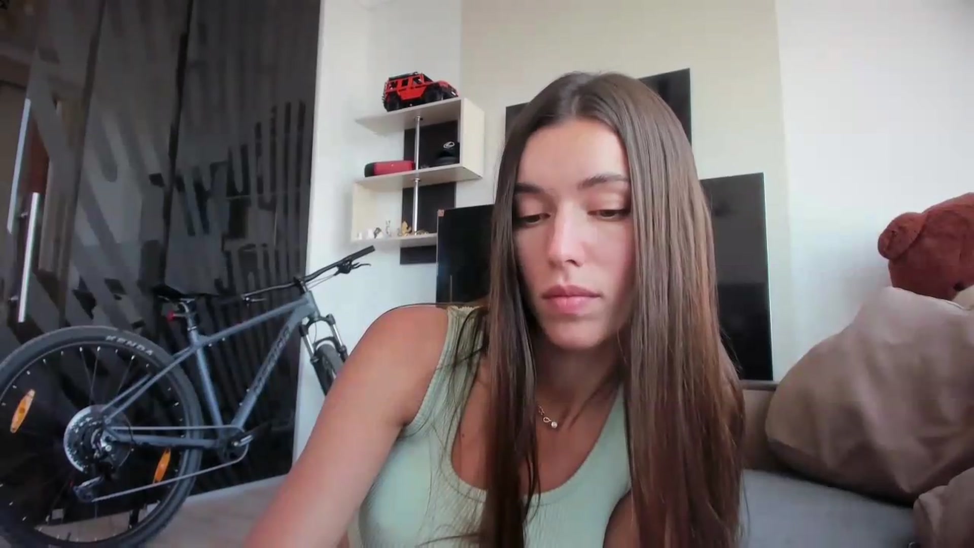 Gallery image thumbnail from laurensaenz's myfreecams stream on, 07/03/2026, 10:37 image 16 of 20
