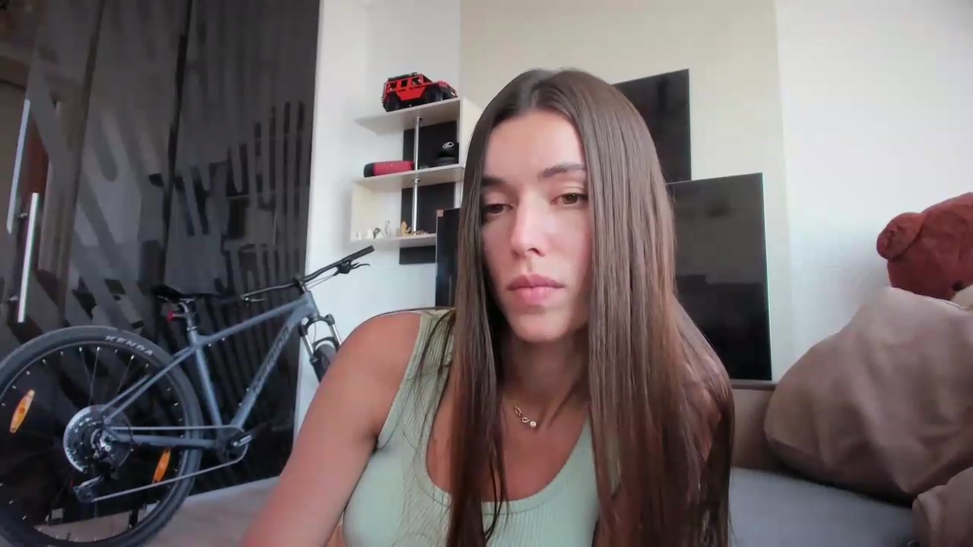 Gallery image thumbnail from laurensaenz's myfreecams stream on, 07/03/2026, 10:37 image 18 of 20
