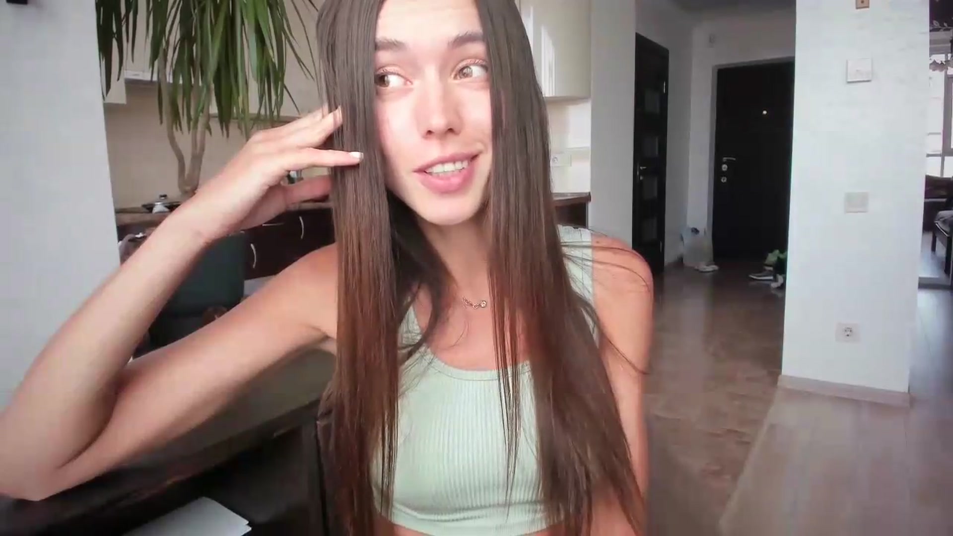 Gallery image thumbnail from laurensaenz's myfreecams stream on, 07/03/2026, 12:57 image 16 of 20