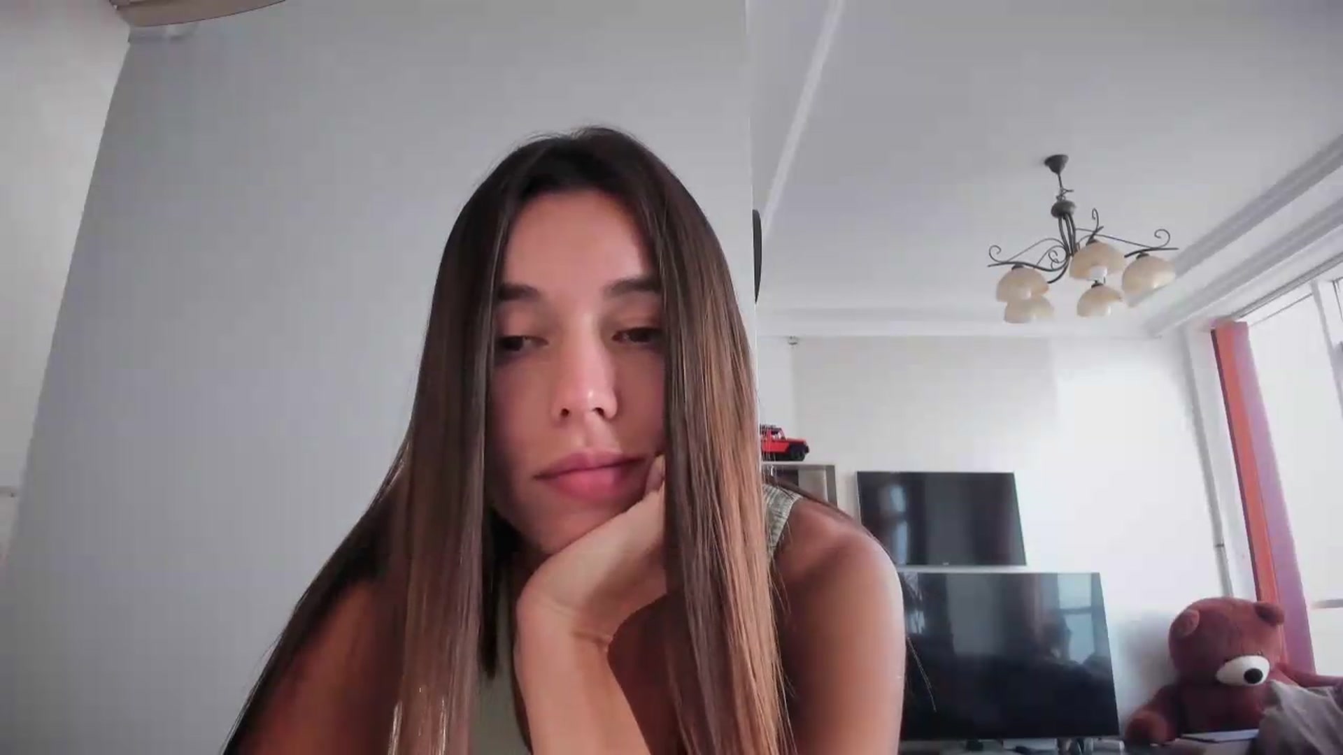 Gallery image thumbnail from laurensaenz's myfreecams stream on, 07/03/2026, 13:57 image 19 of 20