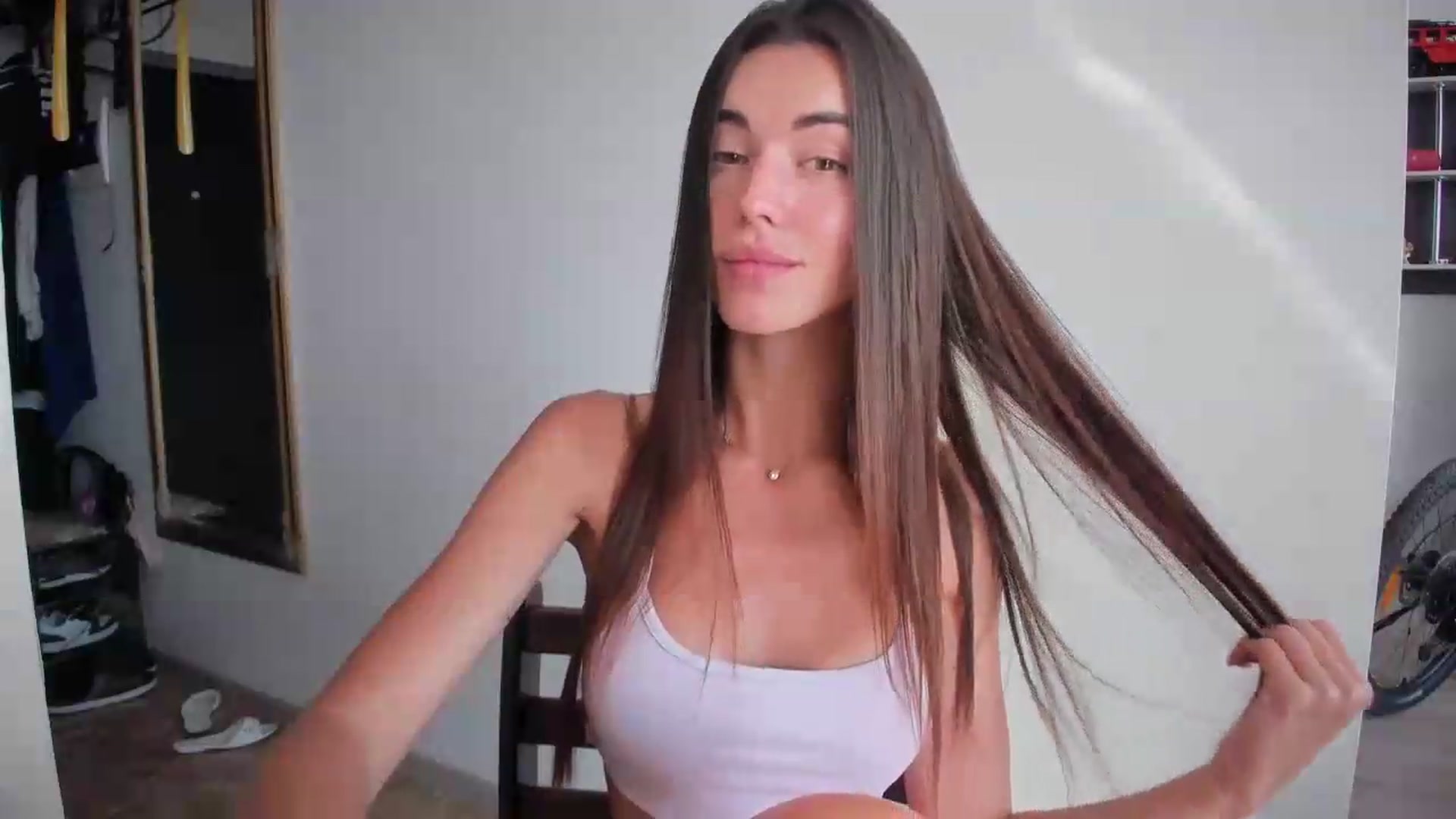 Gallery image thumbnail from laurensaenz's myfreecams stream on, 07/06/2026, 06:59 image 20 of 20