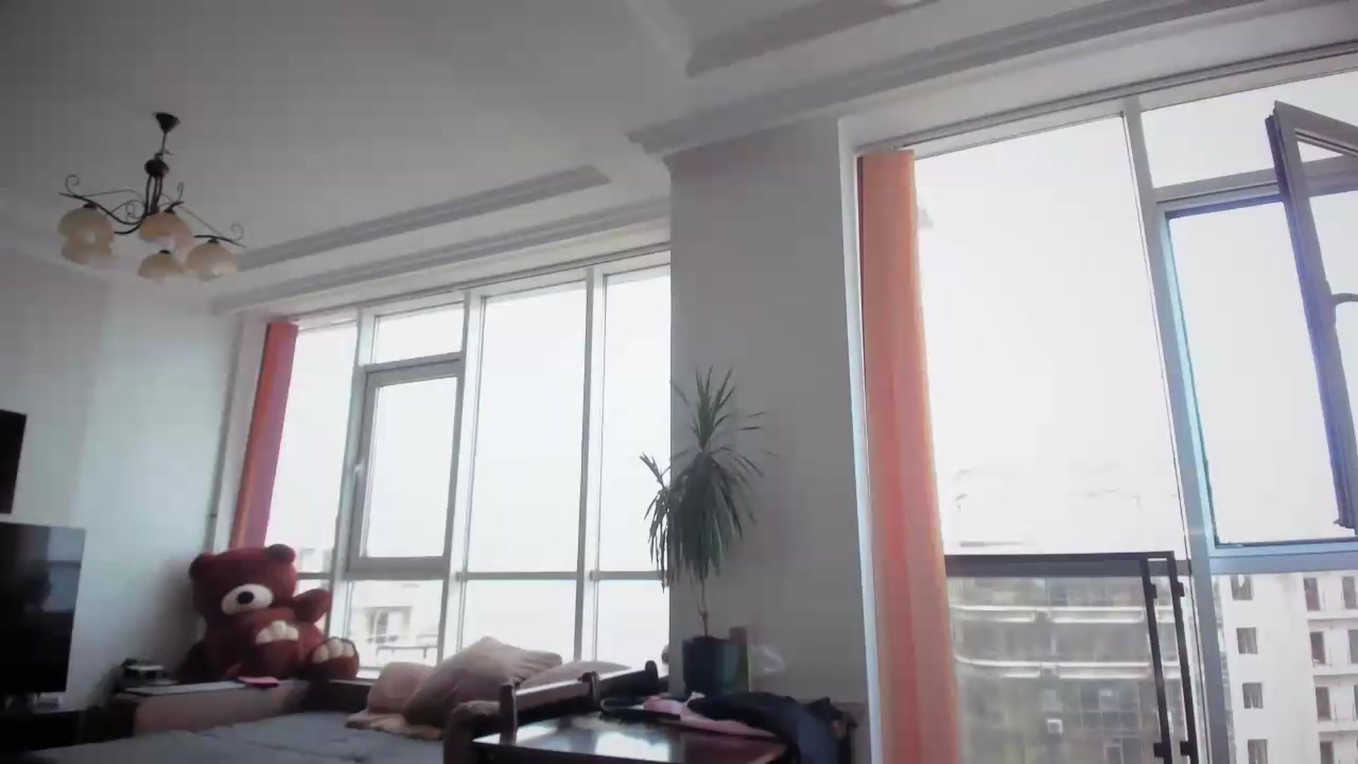 Gallery image thumbnail from laurensaenz's myfreecams stream on, 07/06/2026, 11:35 image 4 of 20