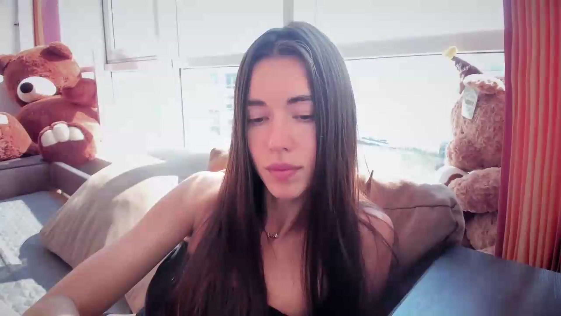 Gallery image thumbnail from laurensaenz's myfreecams stream on, 07/07/2026, 06:36 image 19 of 20