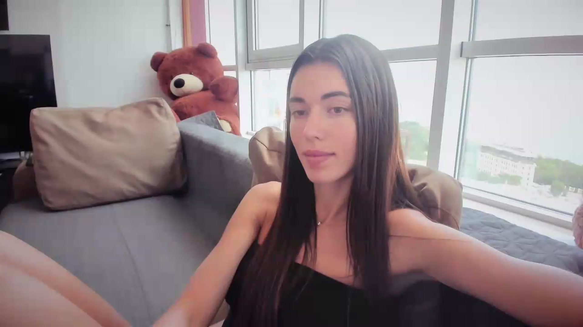 Gallery image thumbnail from laurensaenz's myfreecams stream on, 07/07/2026, 10:59 image 11 of 20