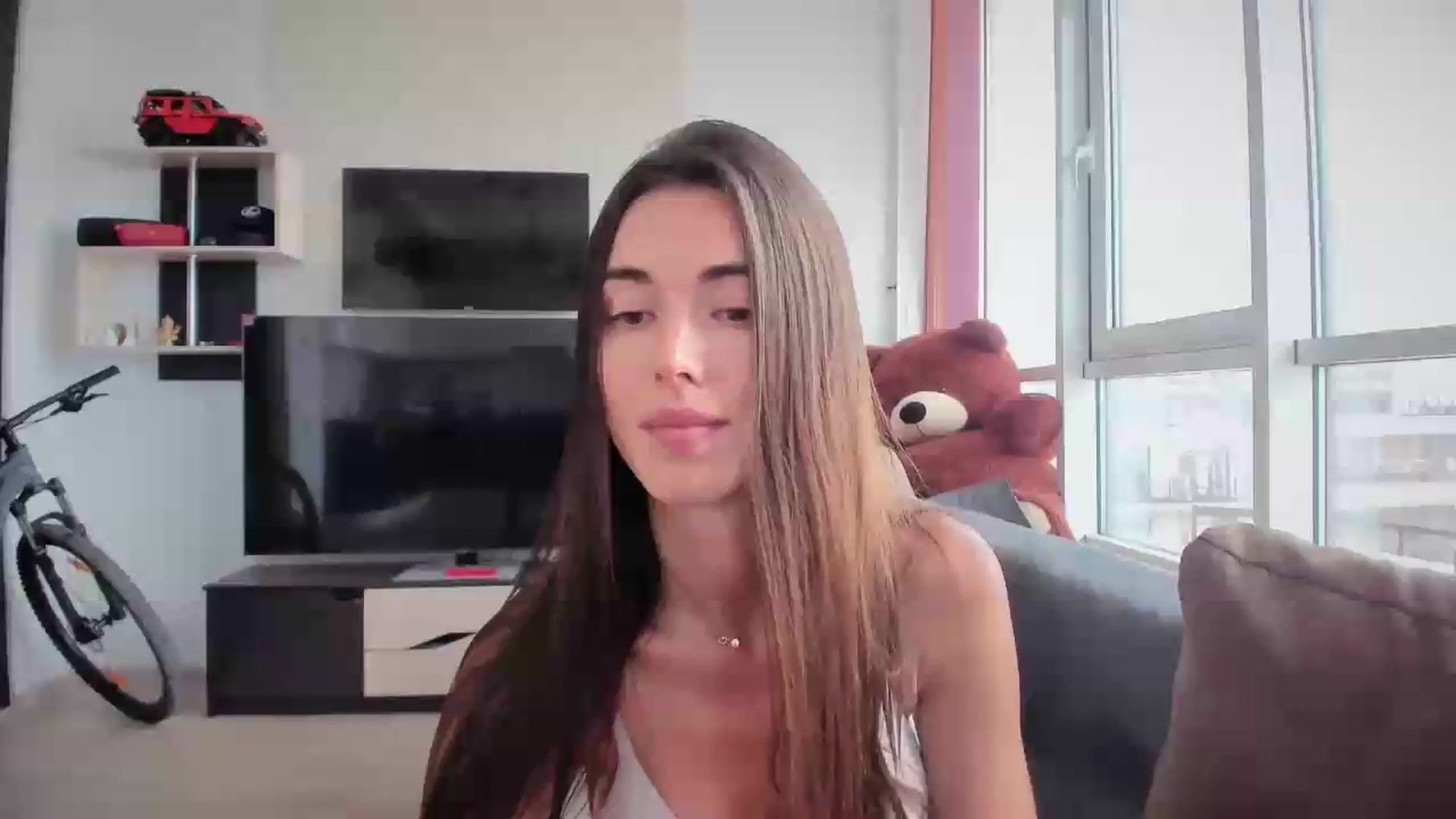 Gallery image thumbnail from laurensaenz's myfreecams stream on, 07/07/2026, 14:03 image 15 of 20