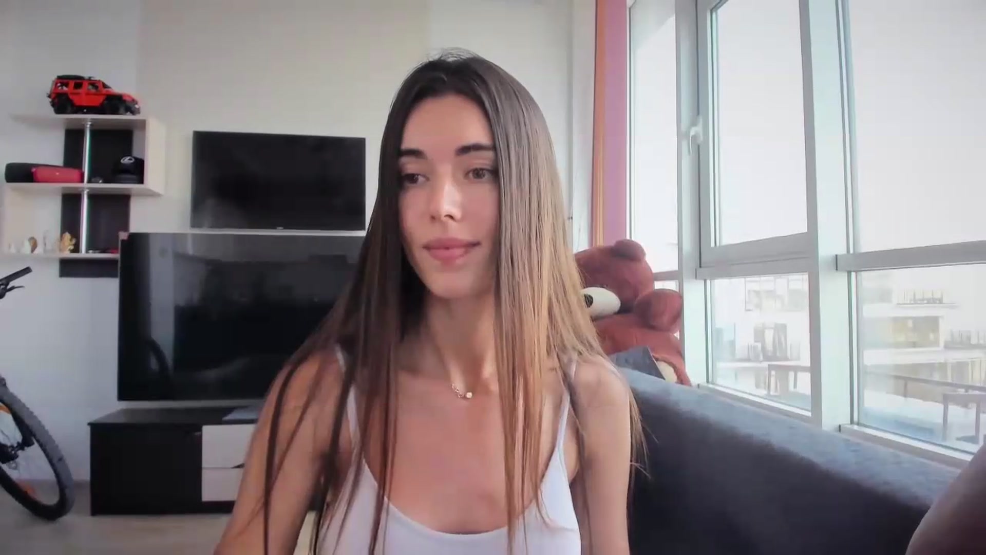 Gallery image thumbnail from laurensaenz's myfreecams stream on, 07/07/2026, 14:52 image 18 of 20