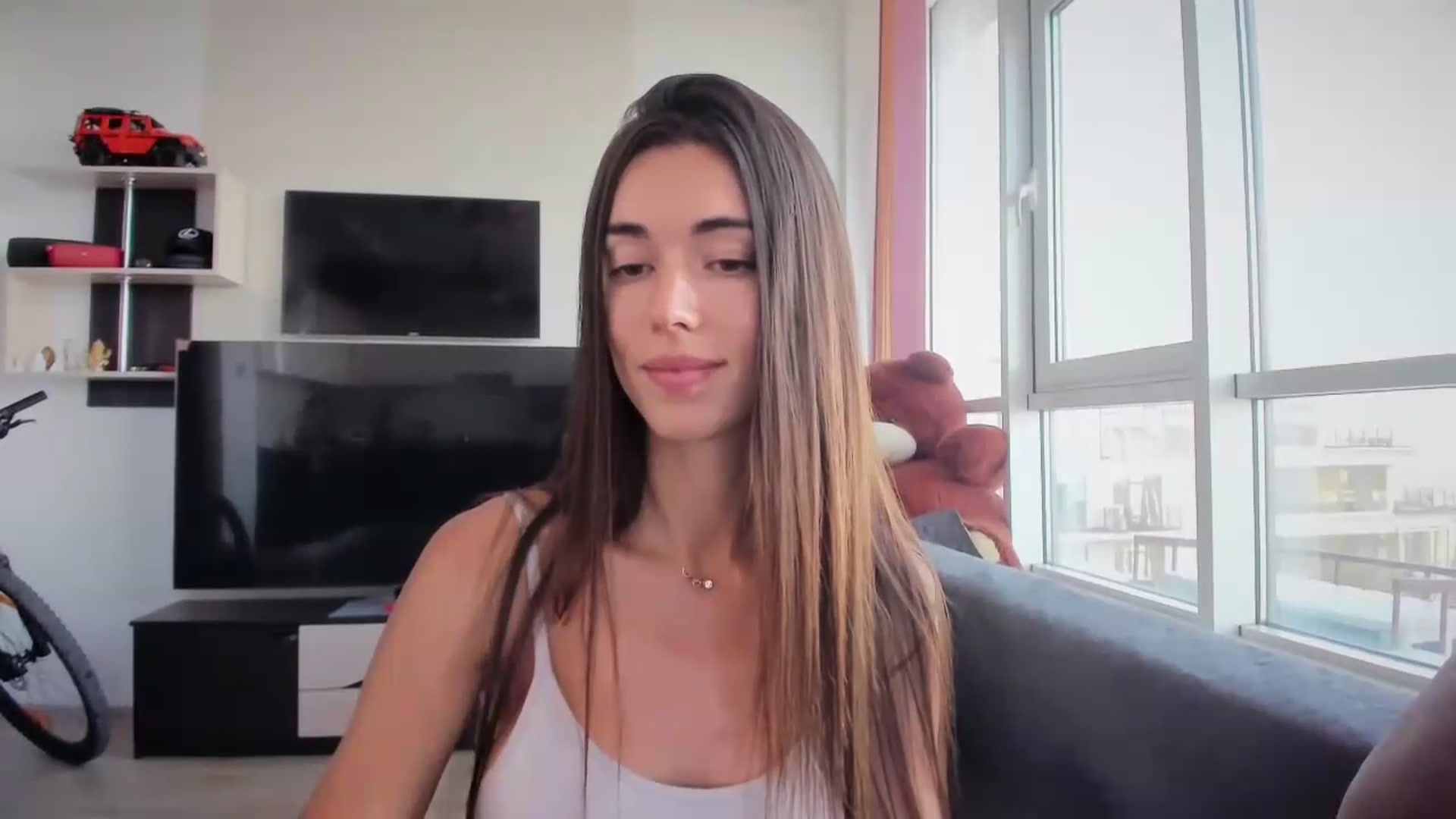 Gallery image thumbnail from laurensaenz's myfreecams stream on, 07/07/2026, 14:52 image 19 of 20