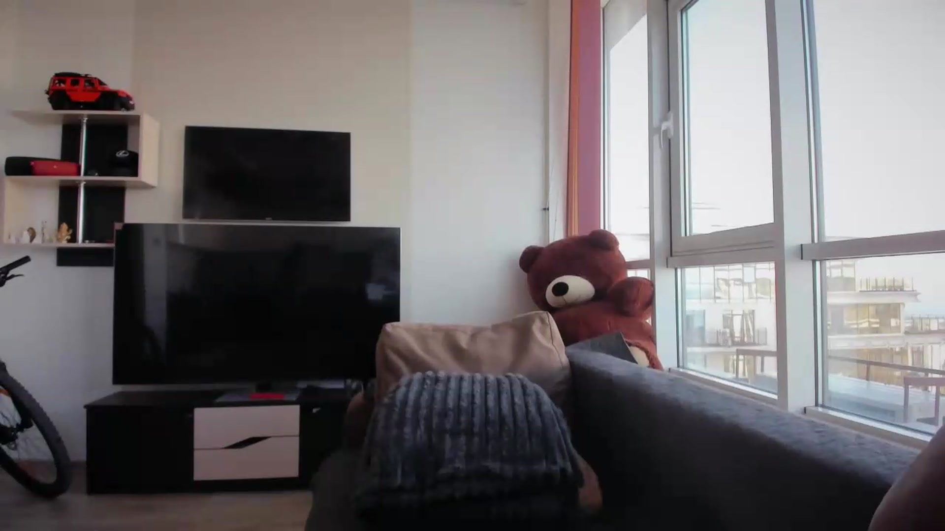 Gallery image thumbnail from laurensaenz's myfreecams stream on, 07/07/2026, 14:52 image 14 of 20