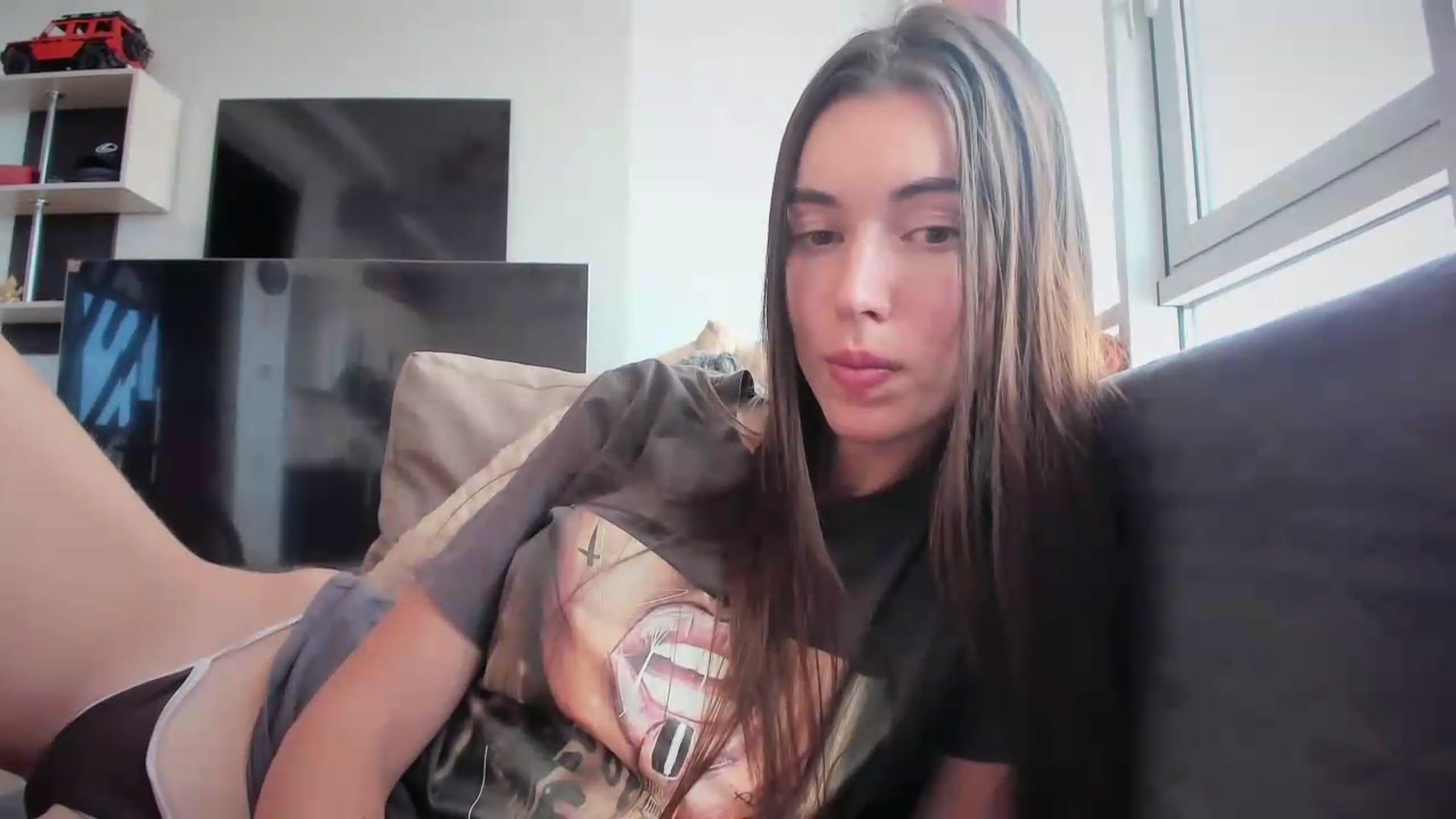 Gallery image thumbnail from laurensaenz's myfreecams stream on, 07/08/2026, 11:47 image 20 of 20