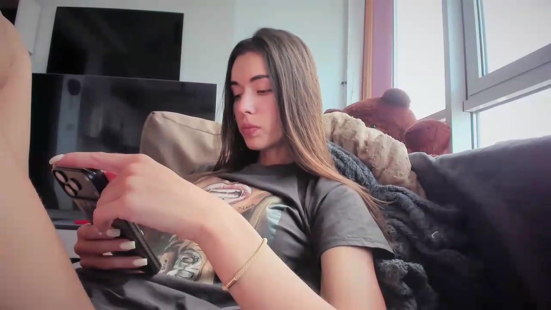 Gallery image thumbnail from laurensaenz's myfreecams stream on, 07/08/2026, 11:47 image 5 of 20