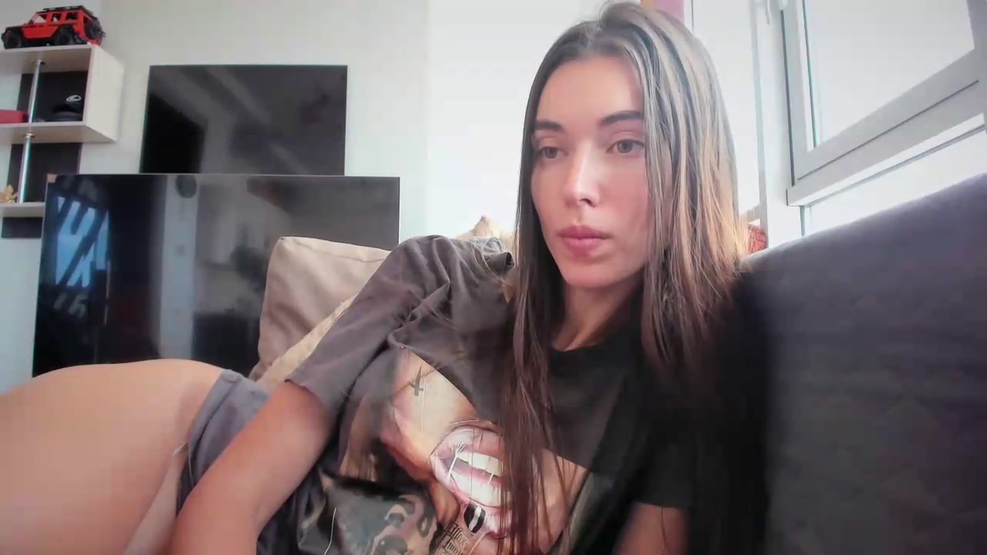 Gallery image thumbnail from laurensaenz's myfreecams stream on, 07/08/2026, 11:47 image 18 of 20