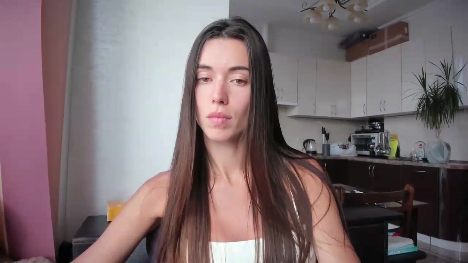 Gallery image thumbnail from laurensaenz's myfreecams stream on, 07/08/2026, 14:26 image 4 of 20