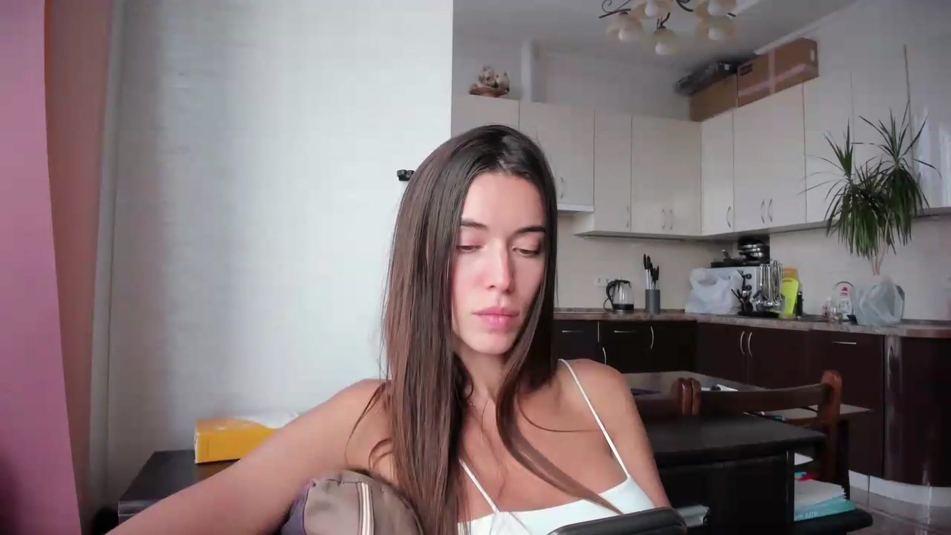 Gallery image thumbnail from laurensaenz's myfreecams stream on, 07/08/2026, 14:26 image 17 of 20