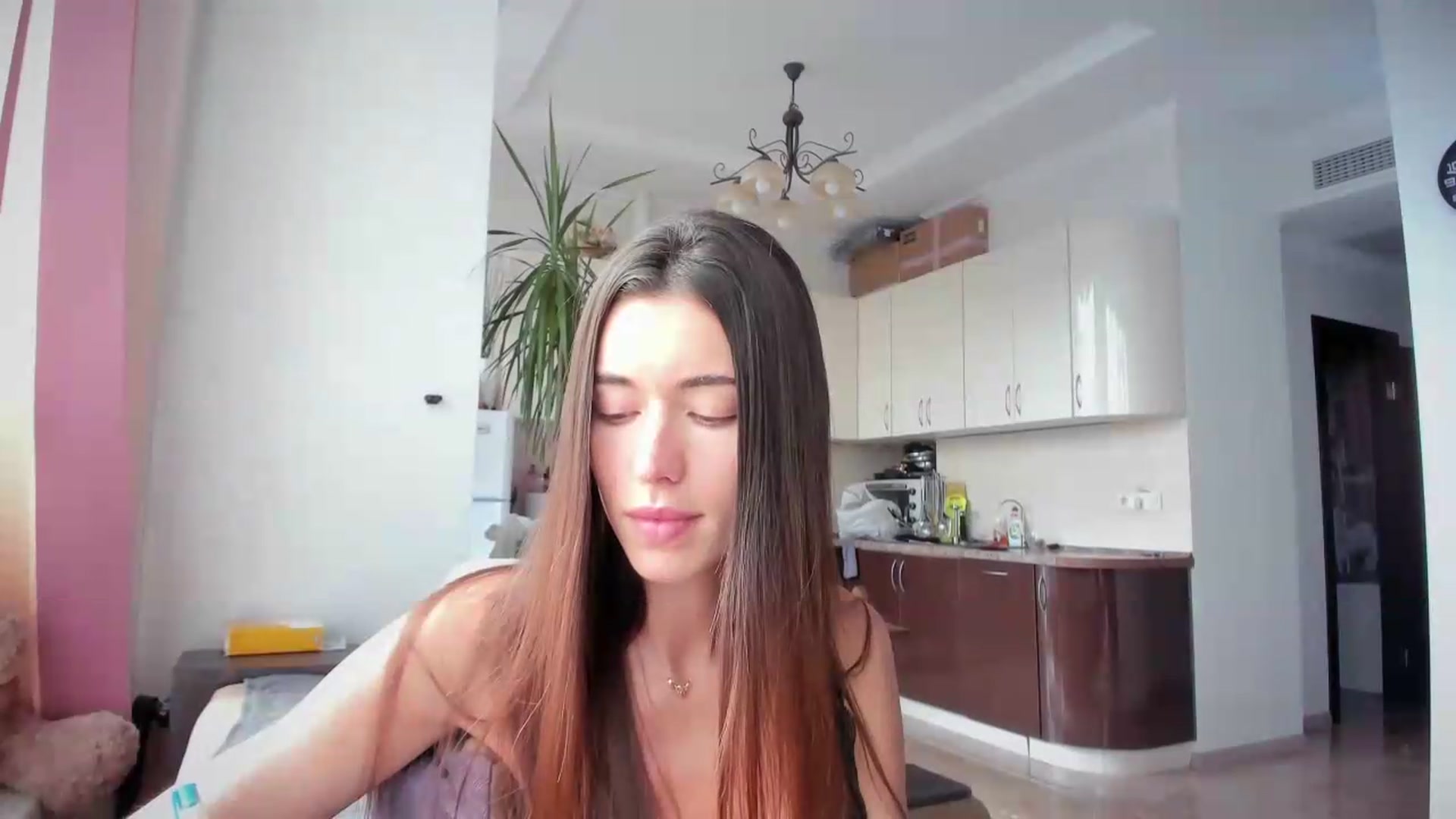 Gallery image thumbnail from laurensaenz's myfreecams stream on, 07/09/2026, 07:42 image 3 of 20