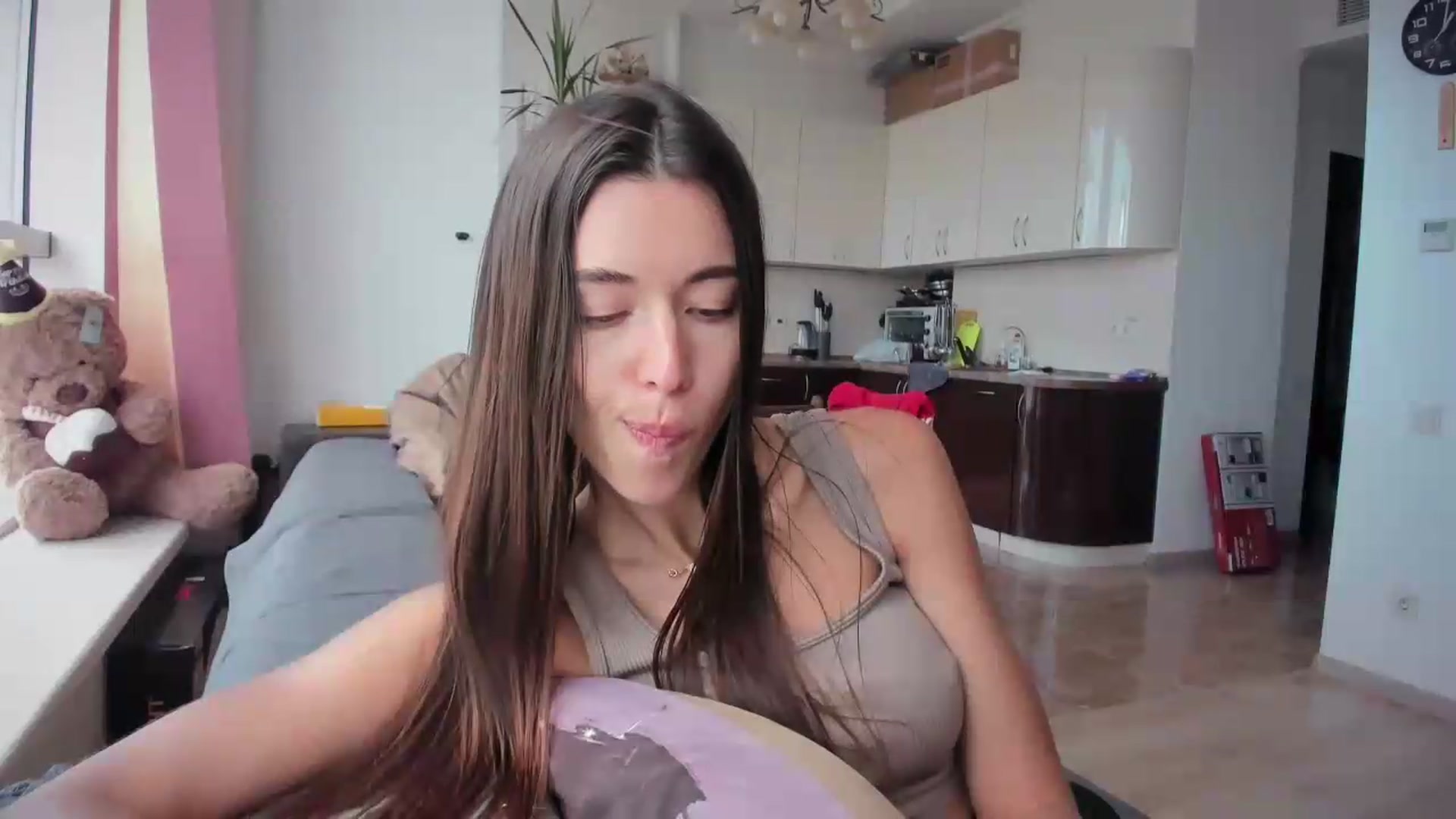 Gallery image thumbnail from laurensaenz's myfreecams stream on, 07/10/2026, 10:26 image 2 of 20