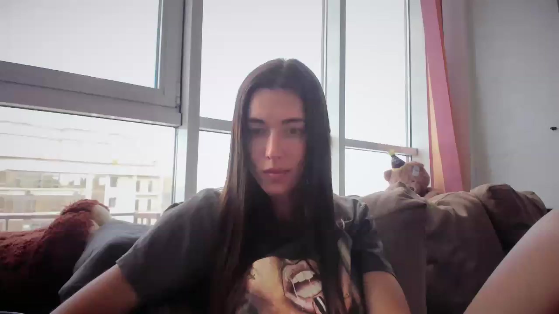 Gallery image thumbnail from laurensaenz's myfreecams stream on, 07/10/2026, 13:29 image 14 of 20