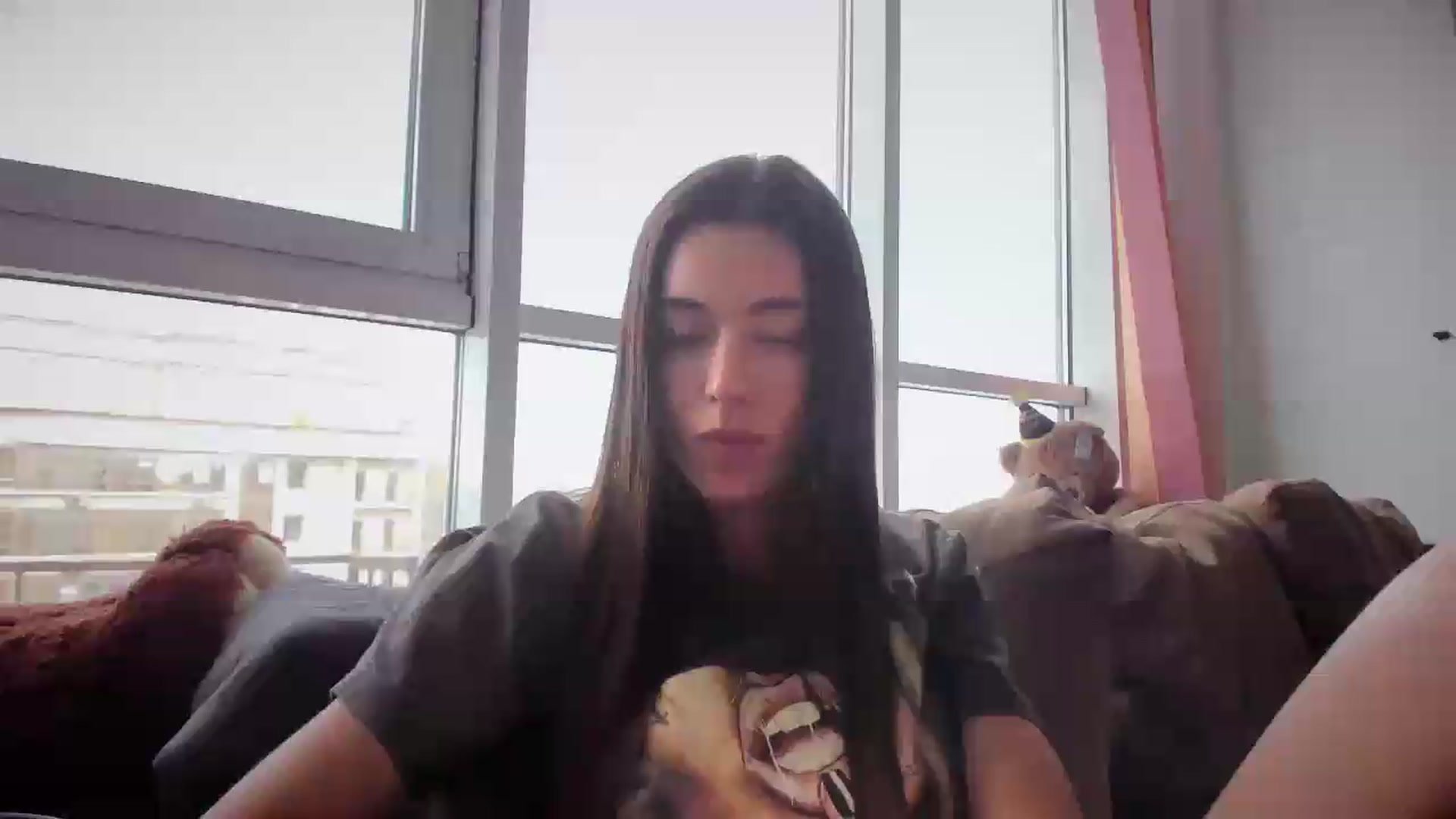 Gallery image thumbnail from laurensaenz's myfreecams stream on, 07/10/2026, 13:29 image 17 of 20