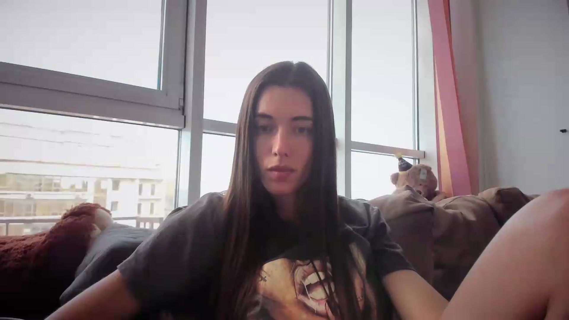 Gallery image thumbnail from laurensaenz's myfreecams stream on, 07/10/2026, 13:29 image 19 of 20