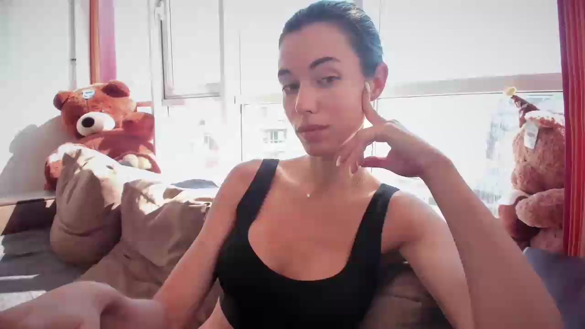 Gallery image thumbnail from laurensaenz's myfreecams stream on, 07/11/2026, 07:32 image 1 of 20