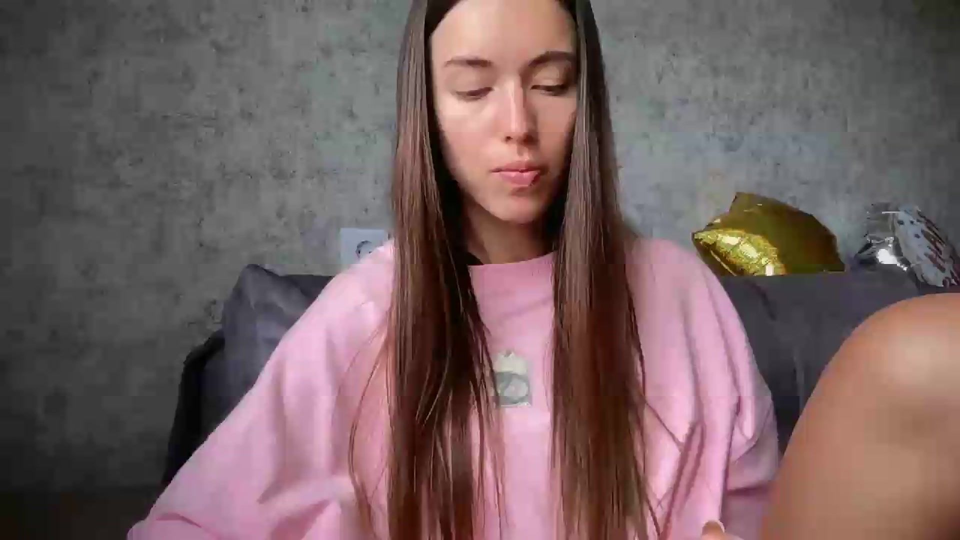 Gallery image thumbnail from laurensaenz's myfreecams stream on, 07/14/2026, 10:44 image 1 of 20