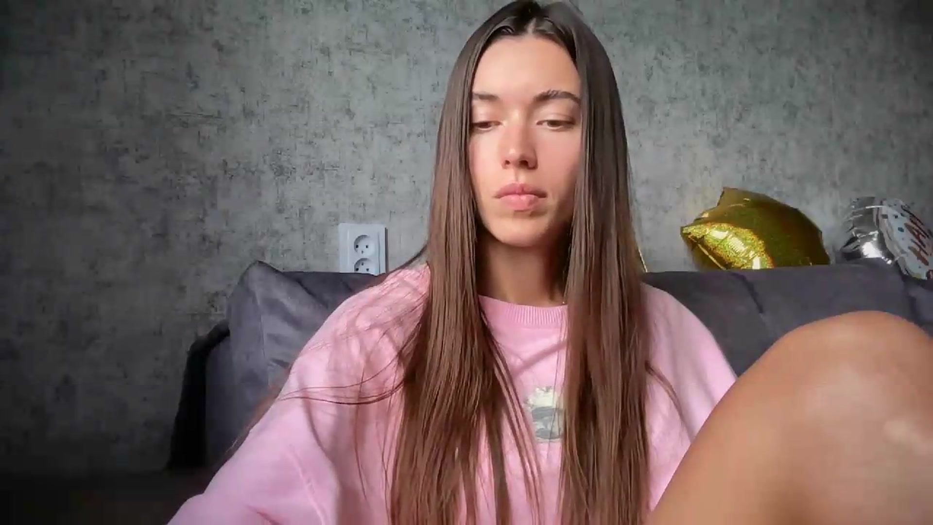 Gallery image thumbnail from laurensaenz's myfreecams stream on, 07/14/2026, 10:44 image 19 of 20