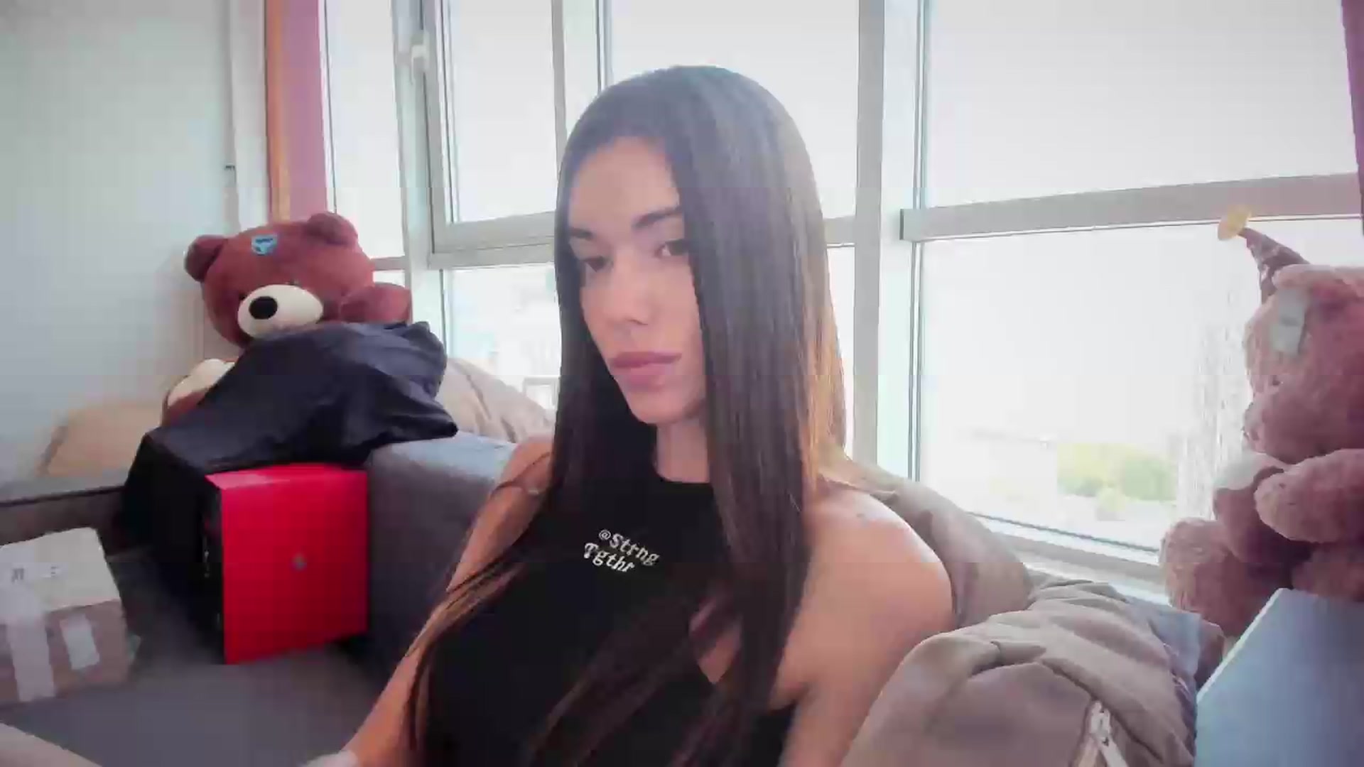 Gallery image thumbnail from laurensaenz's myfreecams stream on, 07/15/2026, 12:07 image 6 of 20