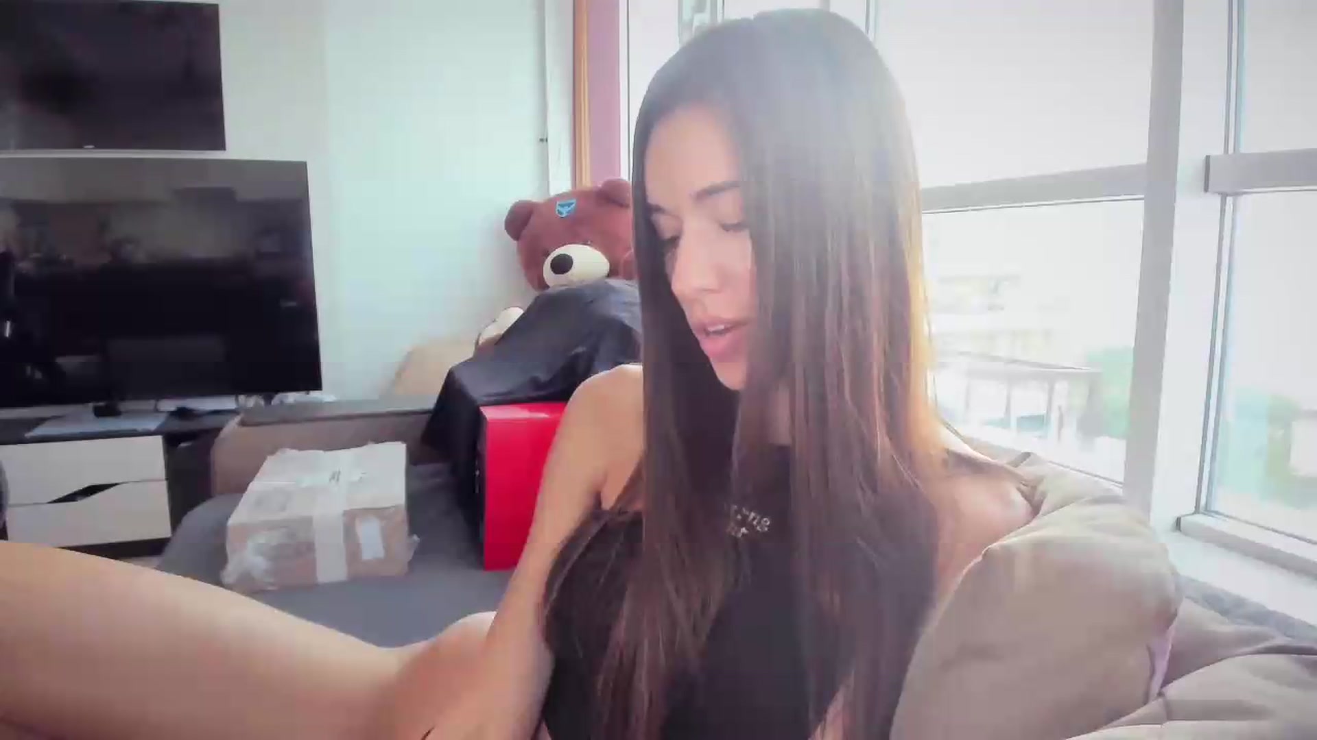 Gallery image thumbnail from laurensaenz's myfreecams stream on, 07/15/2026, 12:07 image 14 of 20