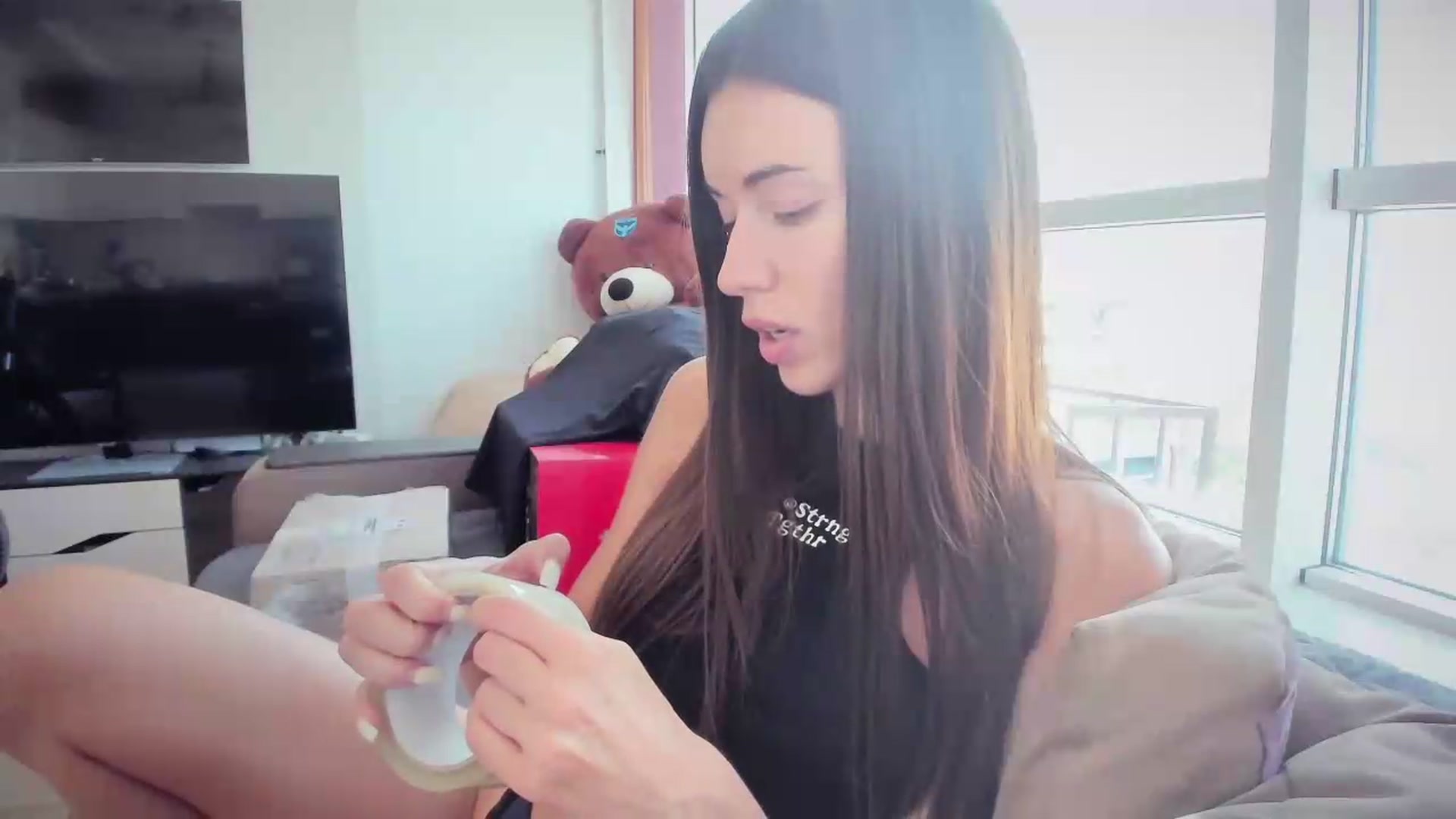 Gallery image thumbnail from laurensaenz's myfreecams stream on, 07/15/2026, 12:07 image 11 of 20