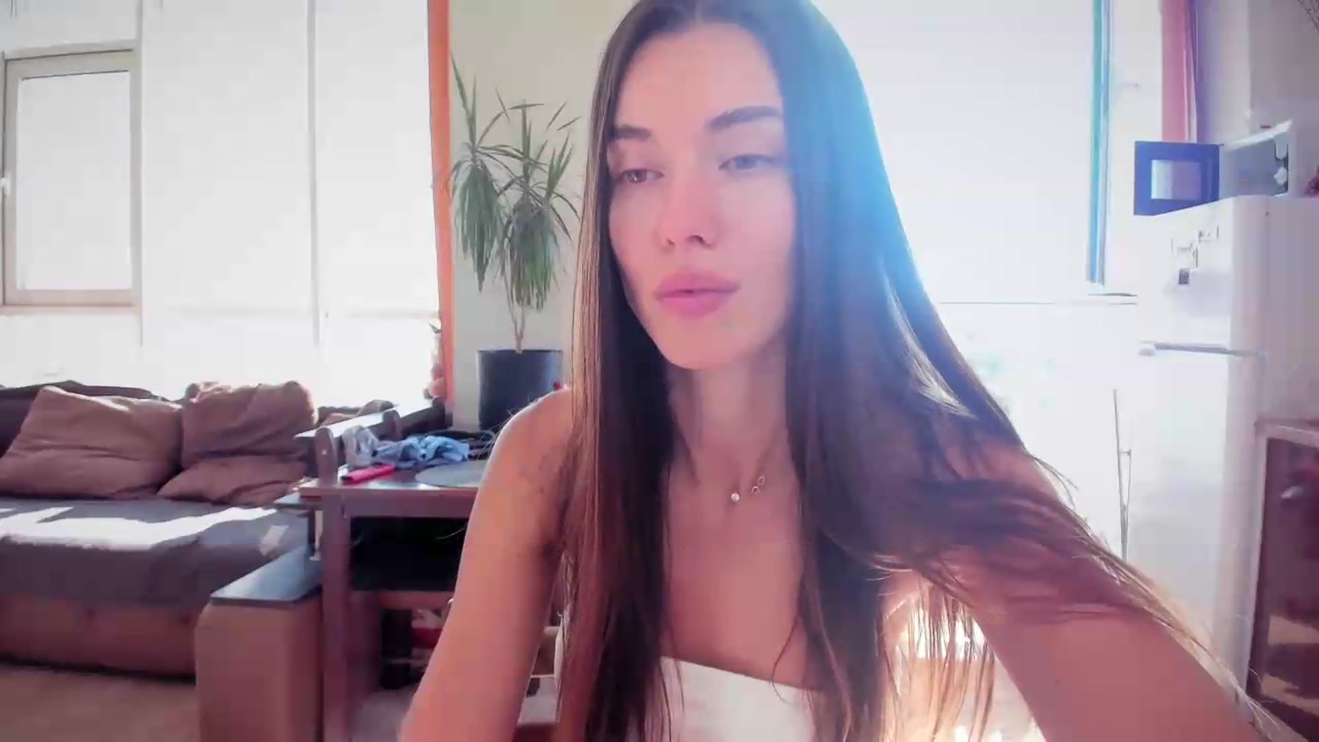 Gallery image thumbnail from laurensaenz's myfreecams stream on, 07/16/2026, 06:29 image 12 of 20