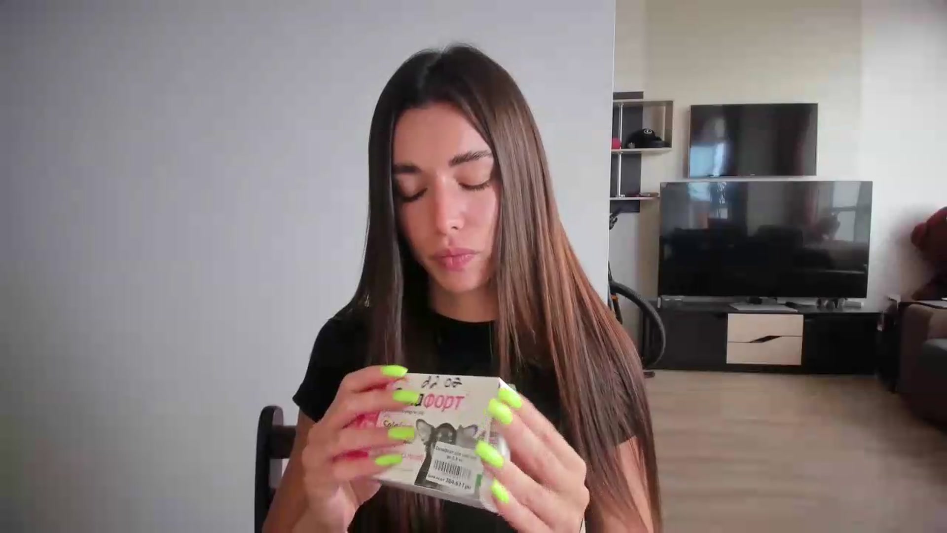 Gallery image thumbnail from laurensaenz's myfreecams stream on, 07/22/2026, 12:01 image 5 of 20