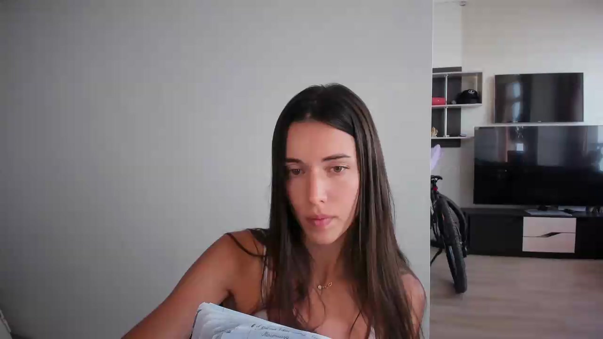 Gallery image thumbnail from laurensaenz's myfreecams stream on, 08/07/2026, 11:06 image 16 of 20