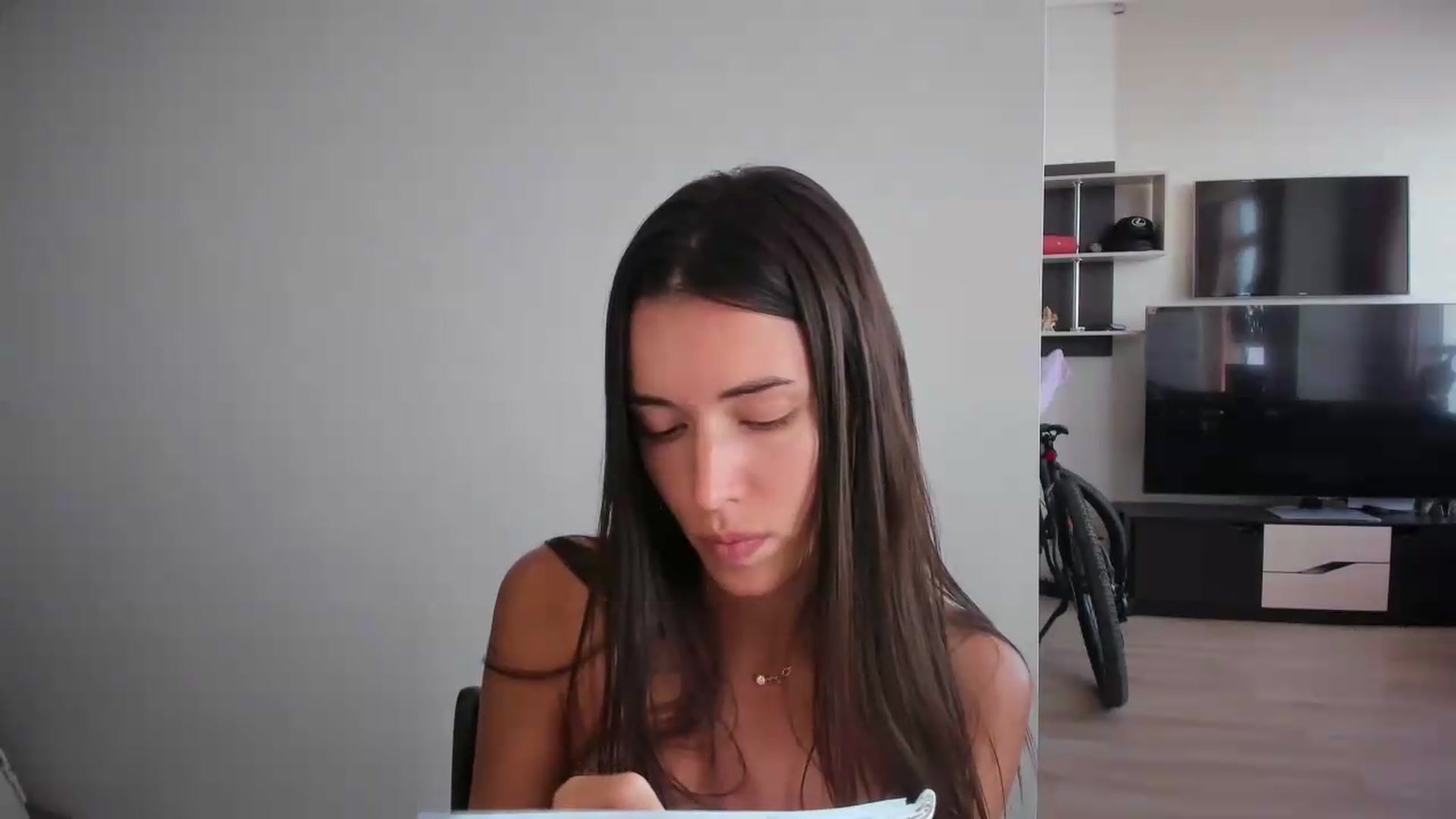 Gallery image thumbnail from laurensaenz's myfreecams stream on, 08/07/2026, 11:06 image 13 of 20