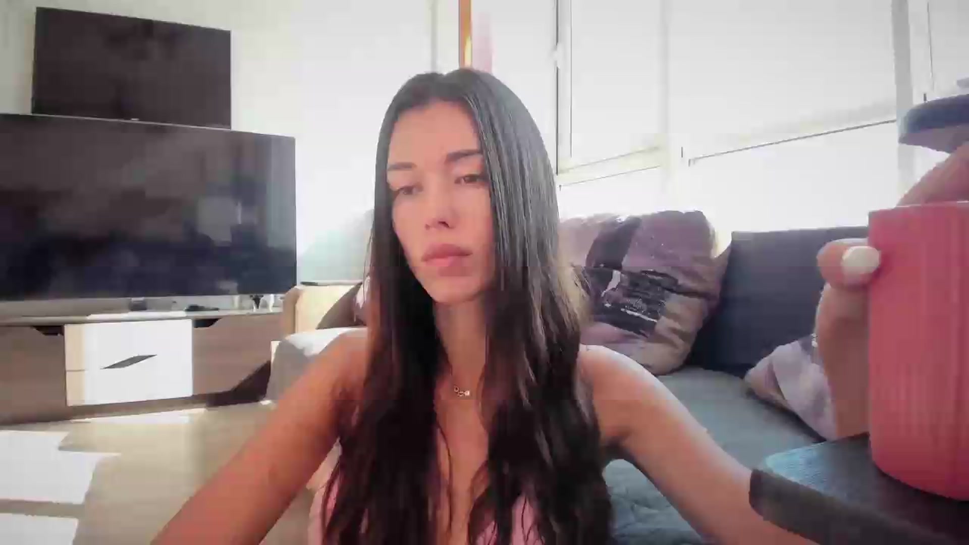 Gallery image thumbnail from laurensaenz's myfreecams stream on, 08/10/2026, 06:56 image 10 of 20