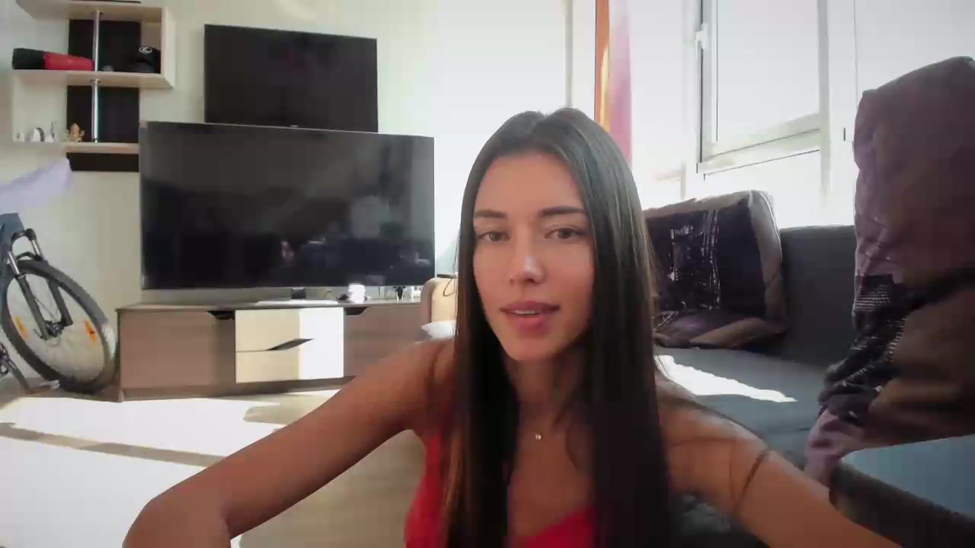 Gallery image thumbnail from laurensaenz's myfreecams stream on, 08/11/2026, 06:40 image 12 of 20