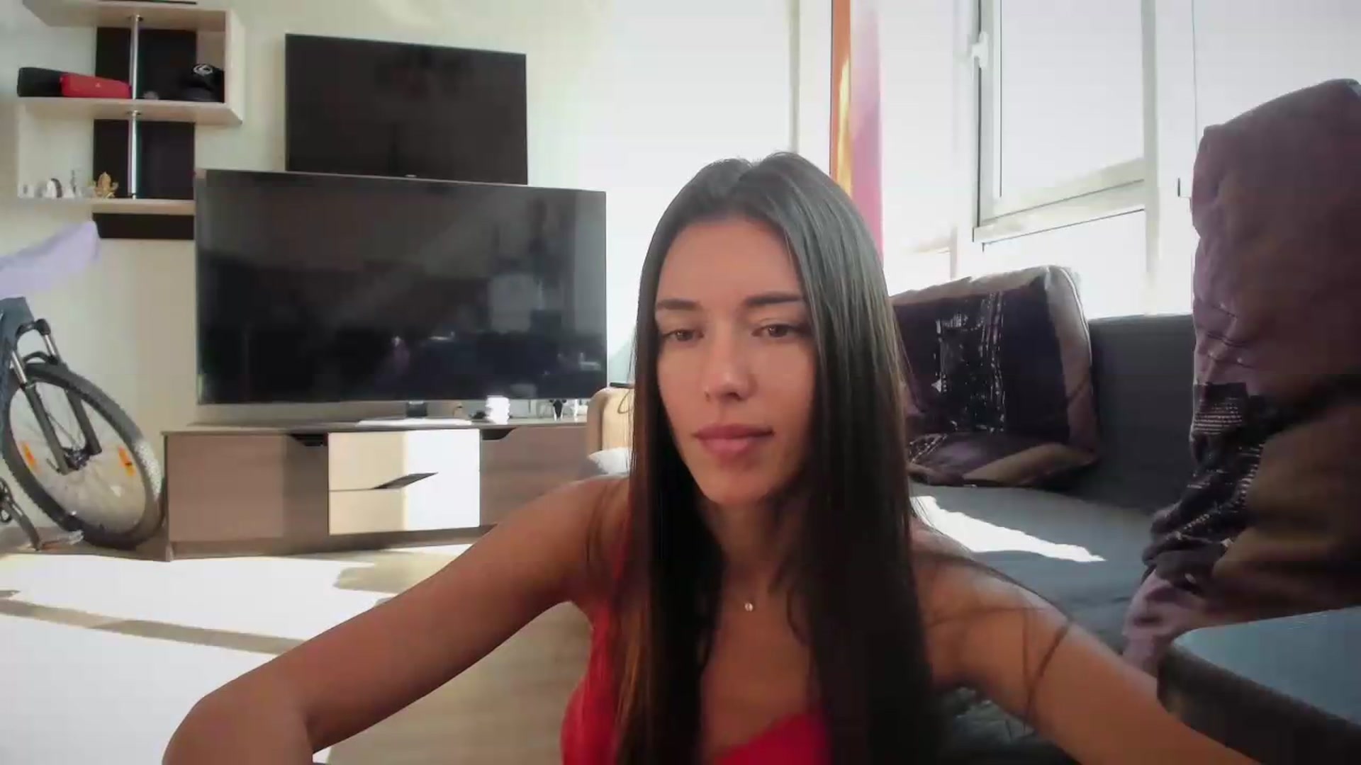 Gallery image thumbnail from laurensaenz's myfreecams stream on, 08/11/2026, 06:40 image 11 of 20