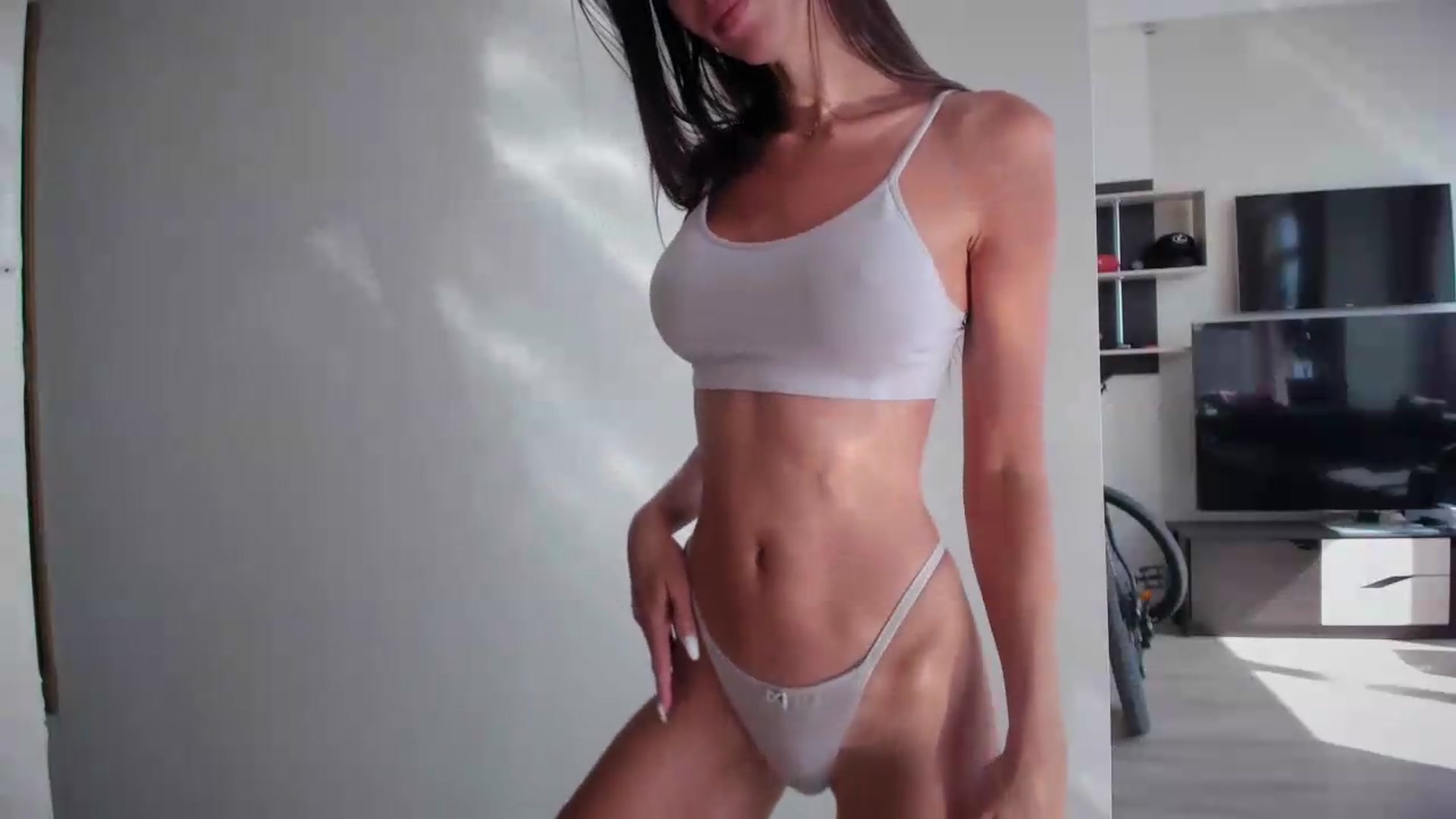 Gallery image thumbnail from laurensaenz's myfreecams stream on, 08/12/2026, 06:50 image 18 of 20