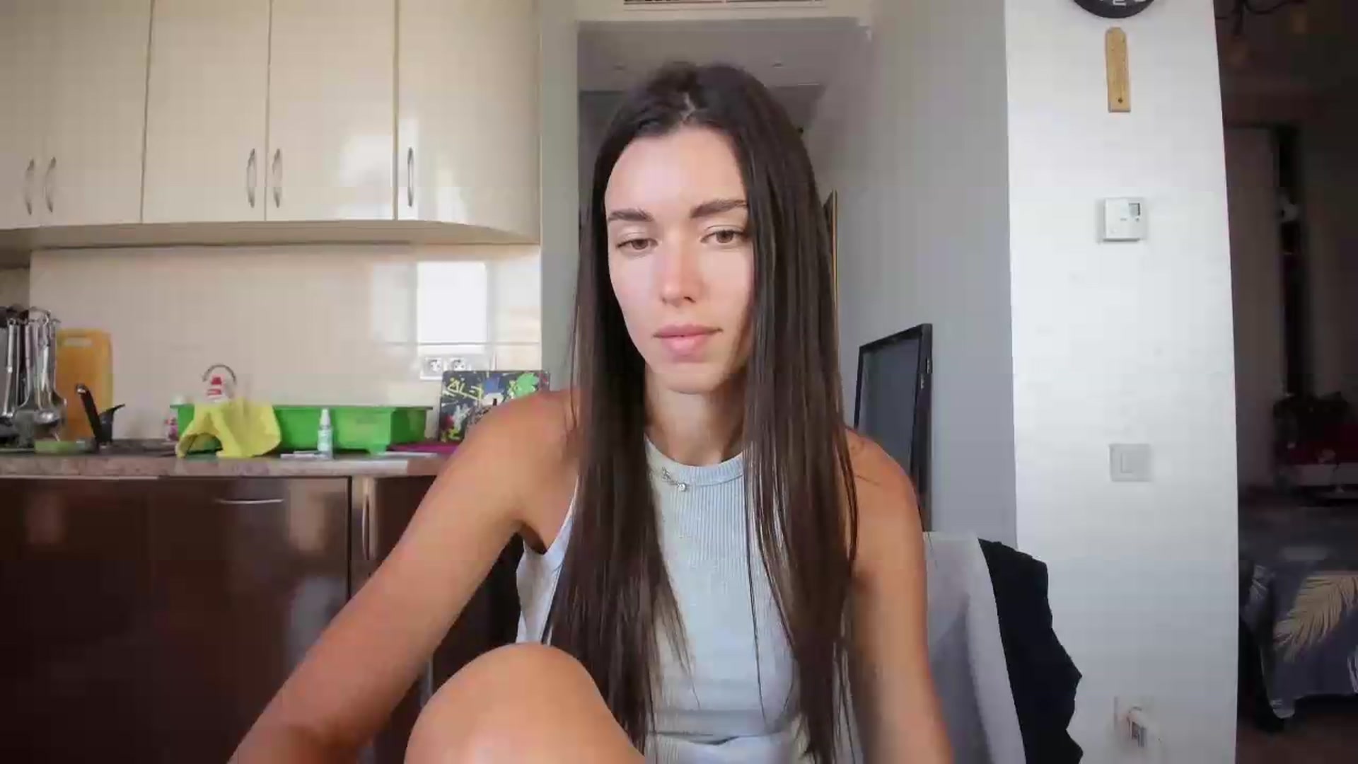 Gallery image thumbnail from laurensaenz's myfreecams stream on, 08/13/2026, 11:21 image 4 of 20