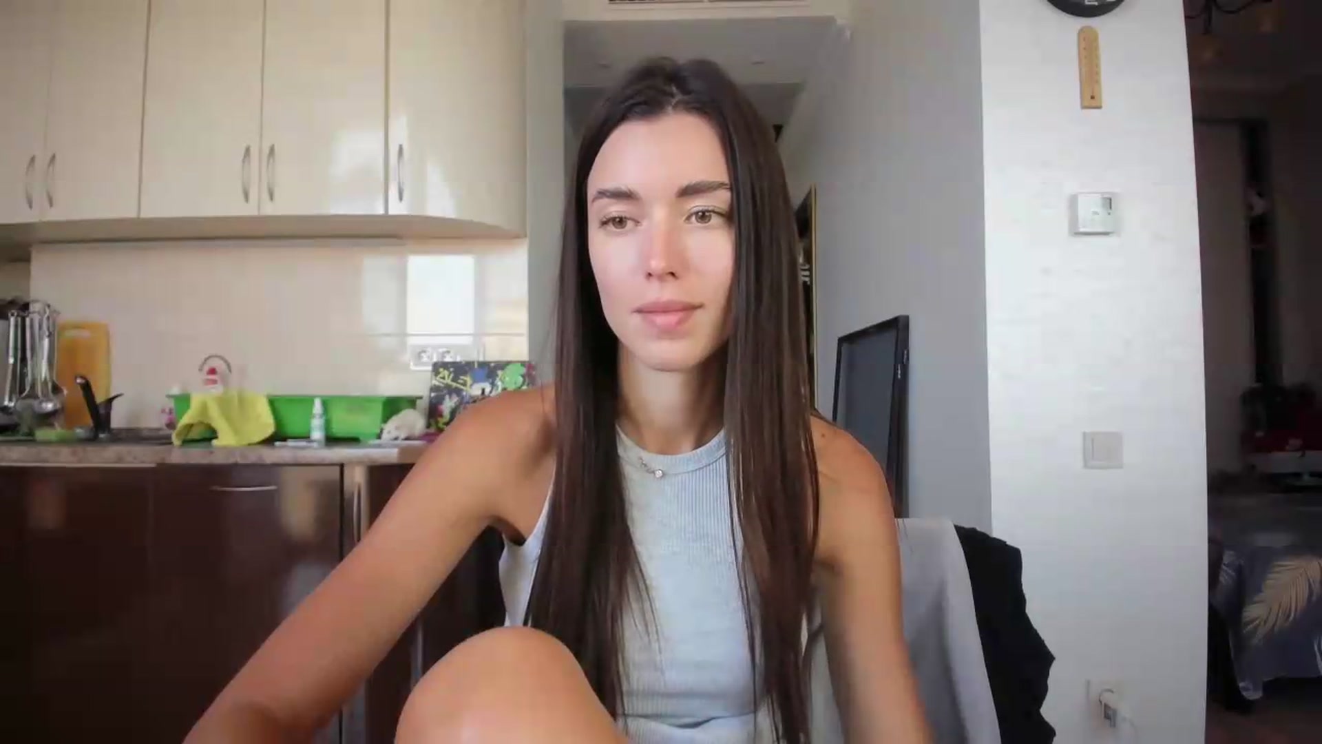 Gallery image thumbnail from laurensaenz's myfreecams stream on, 08/13/2026, 11:21 image 5 of 20