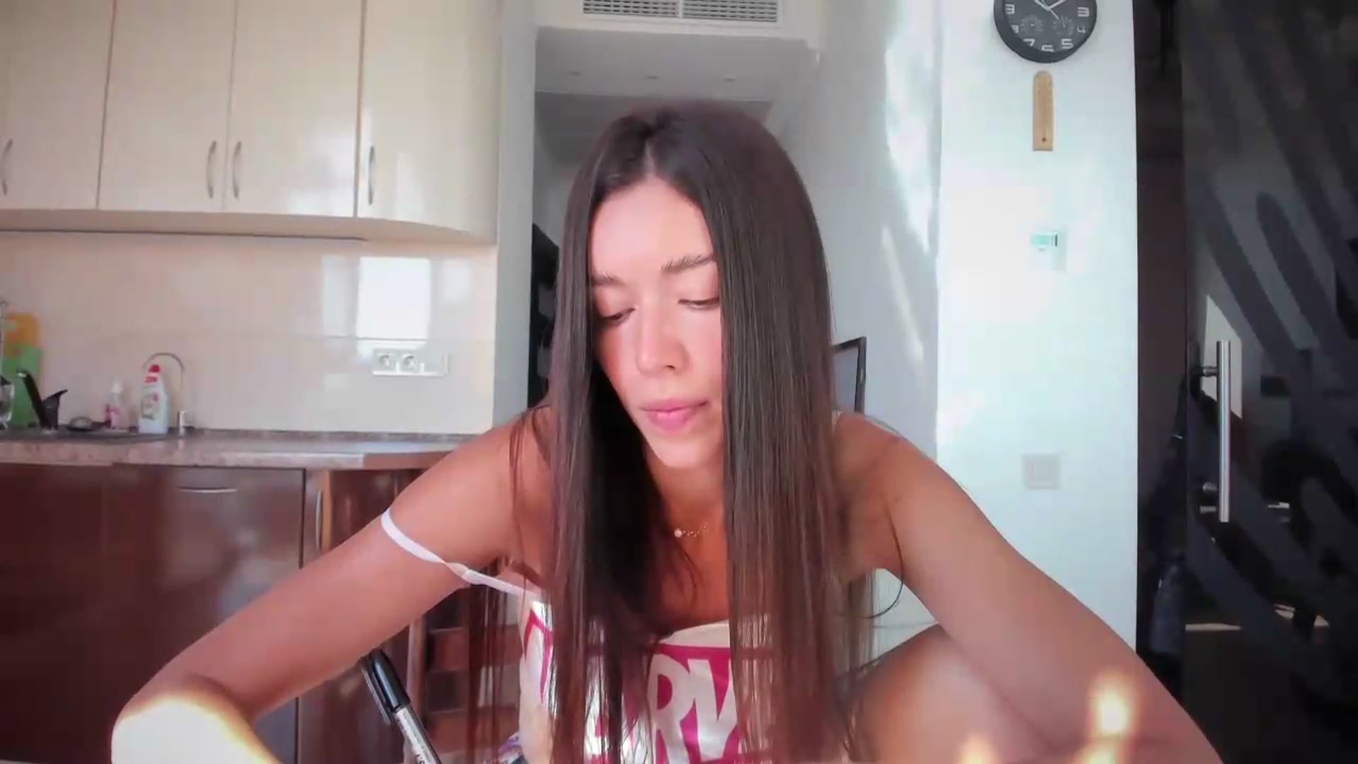 Gallery image thumbnail from laurensaenz's myfreecams stream on, 08/14/2026, 07:43 image 12 of 20