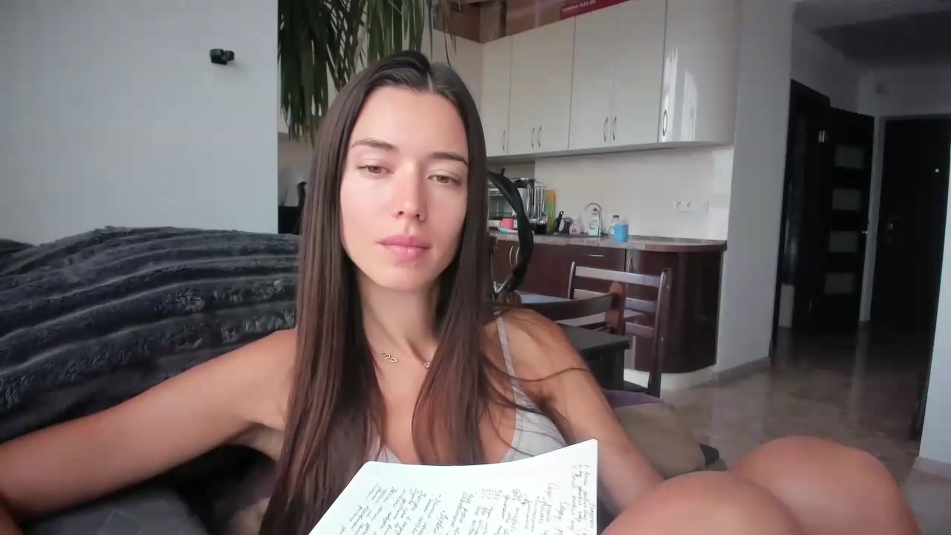Gallery image thumbnail from laurensaenz's myfreecams stream on, 08/19/2026, 07:37 image 11 of 20