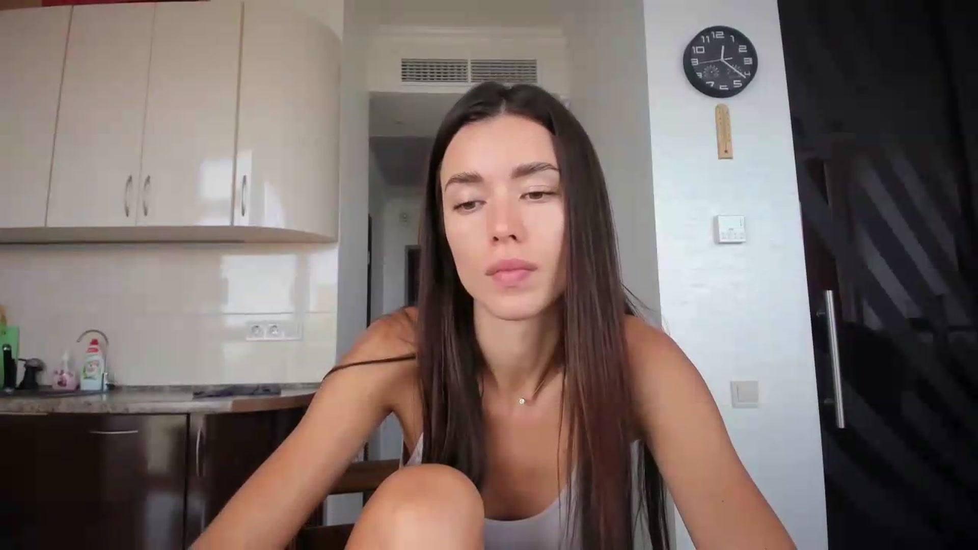 Gallery image thumbnail from laurensaenz's myfreecams stream on, 08/20/2026, 09:55 image 16 of 20
