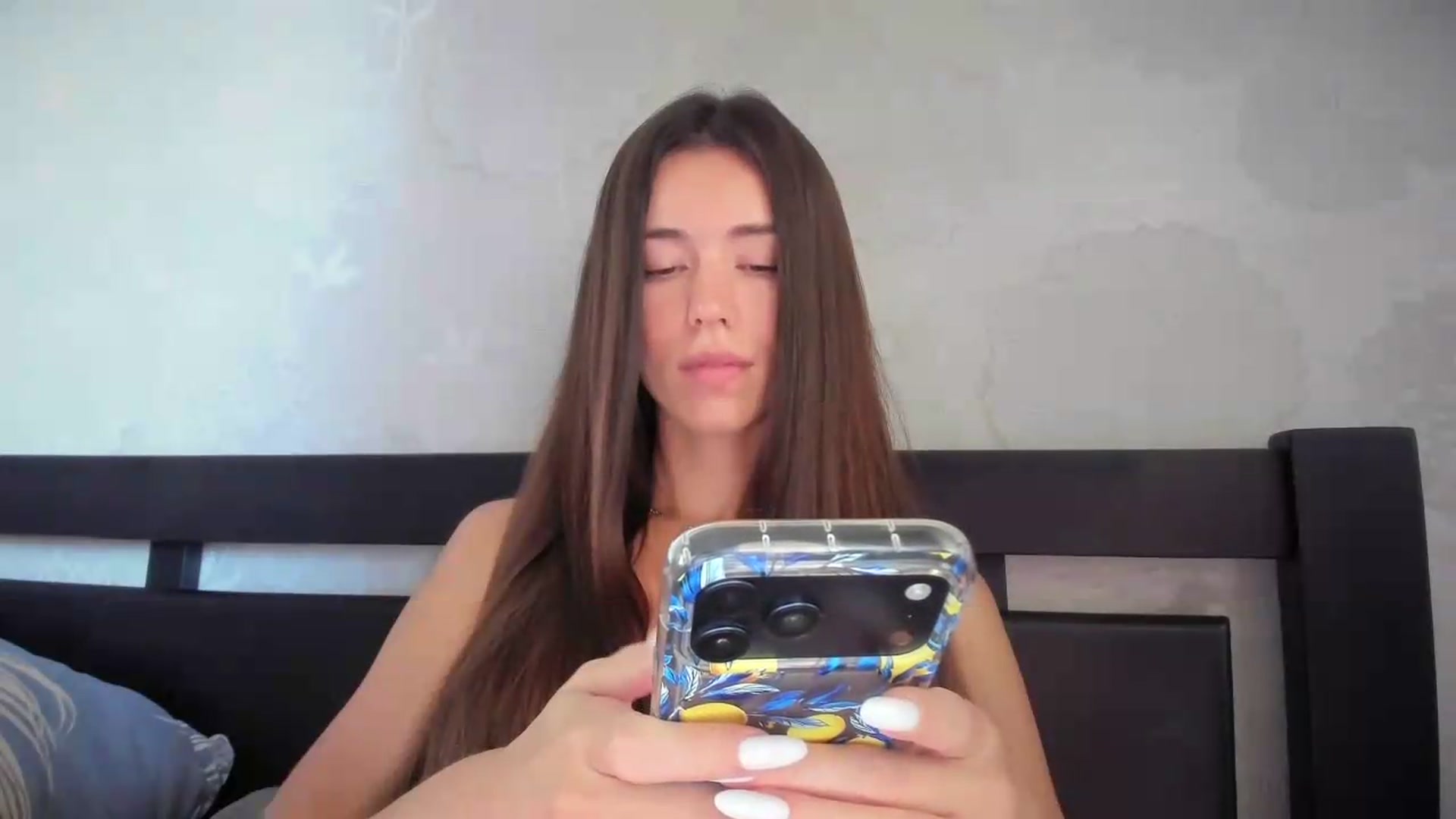 Gallery image thumbnail from laurensaenz's myfreecams stream on, 08/21/2026, 08:59 image 7 of 20