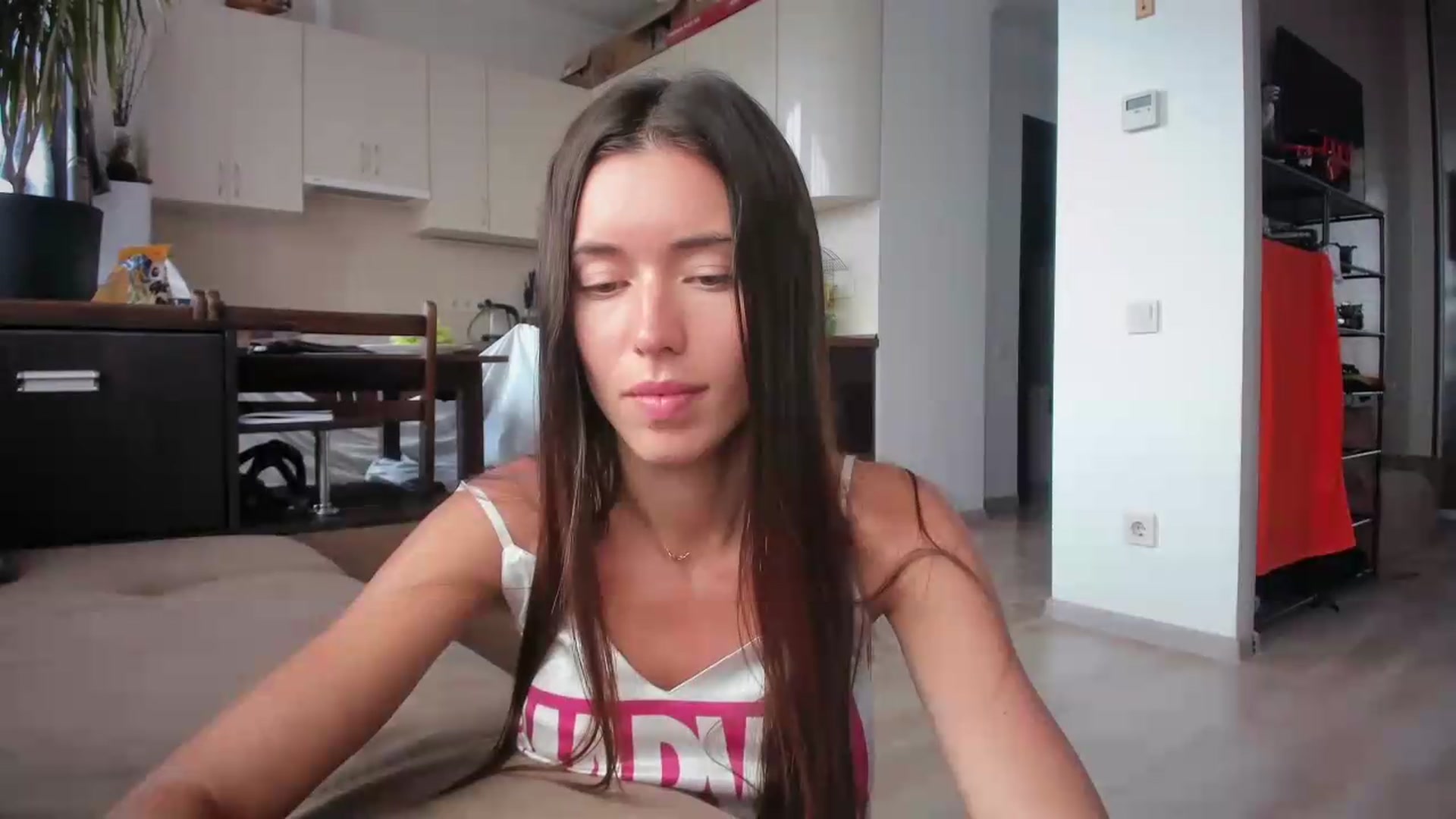 Gallery image thumbnail from laurensaenz's myfreecams stream on, 08/26/2026, 07:01 image 14 of 20