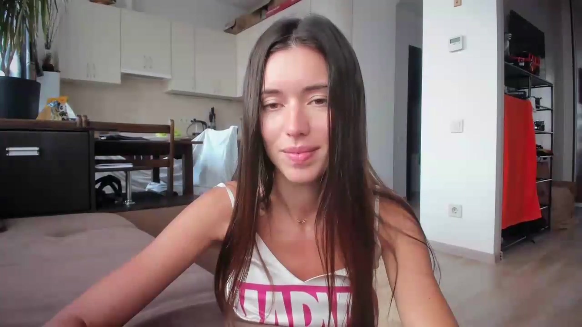 Gallery image thumbnail from laurensaenz's myfreecams stream on, 08/26/2026, 07:01 image 12 of 20