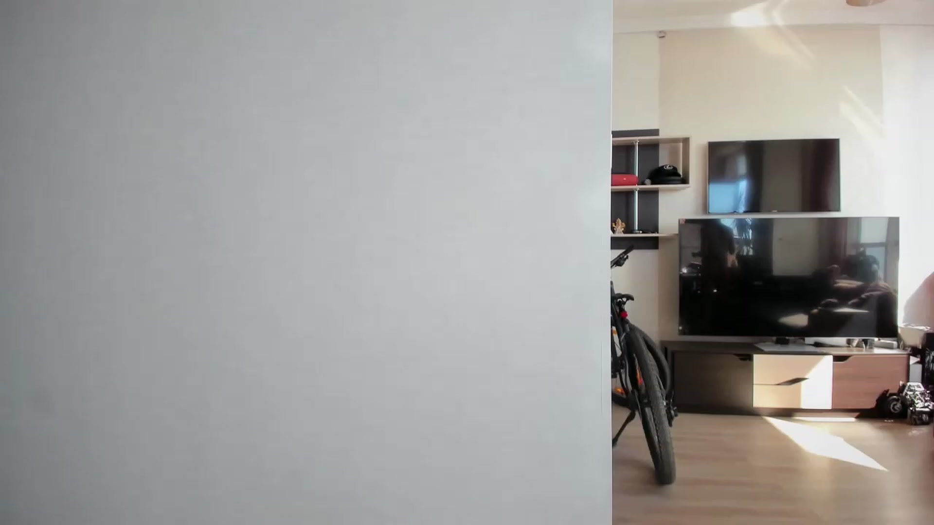 Gallery image thumbnail from laurensaenz's myfreecams stream on, 08/31/2026, 07:17 image 18 of 20