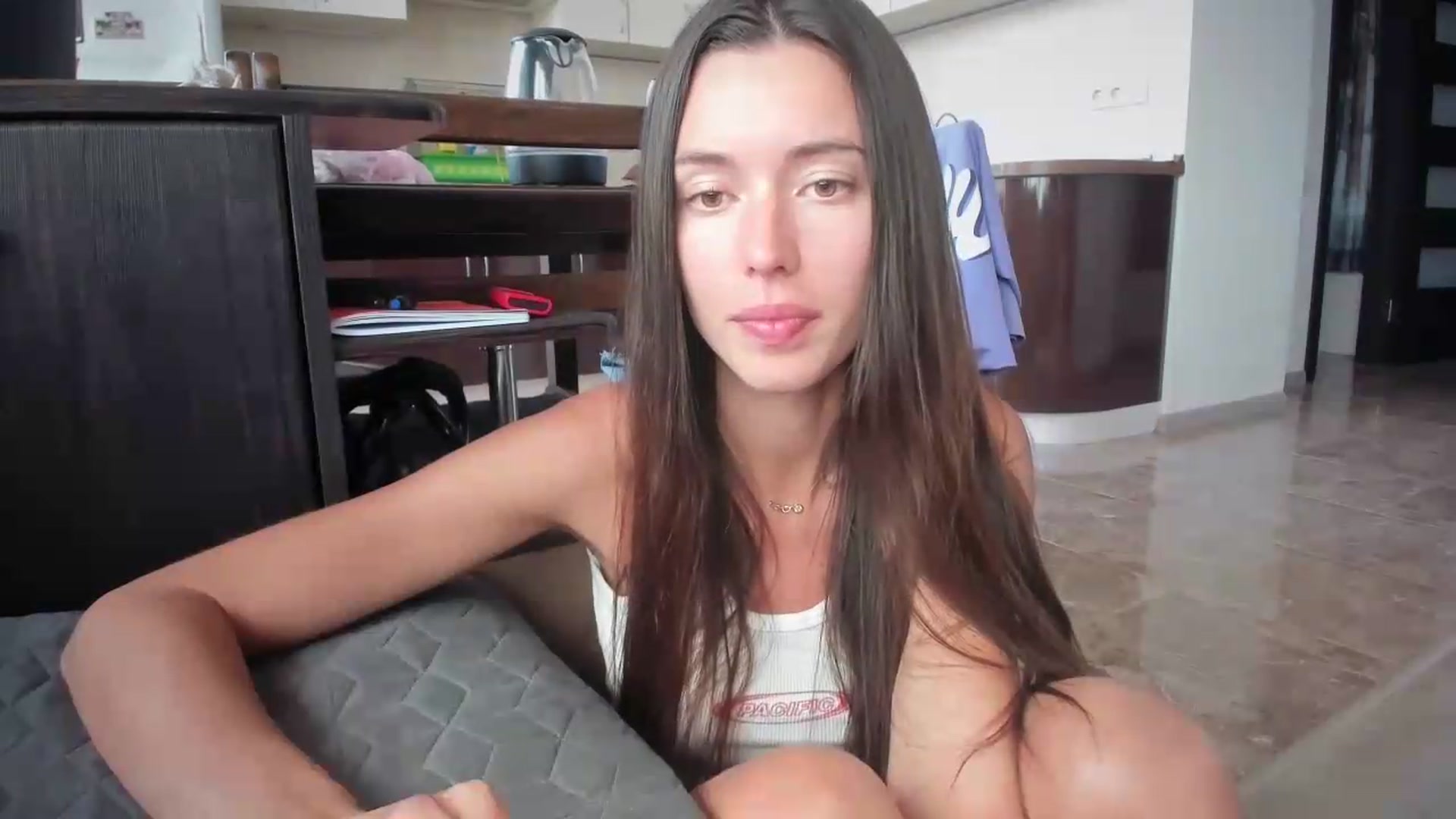 Gallery image thumbnail from laurensaenz's myfreecams stream on, 09/01/2026, 15:17 image 14 of 20