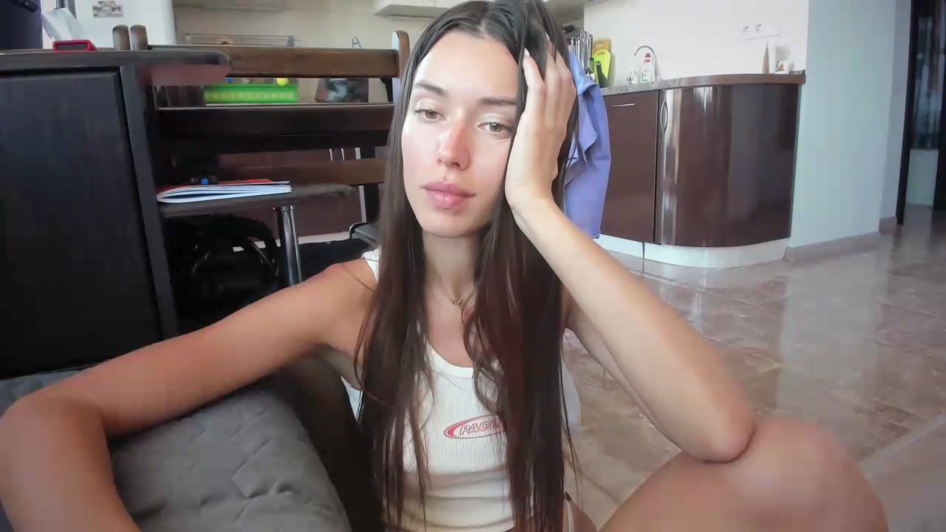 Gallery image thumbnail from laurensaenz's myfreecams stream on, 09/02/2026, 10:20 image 17 of 20