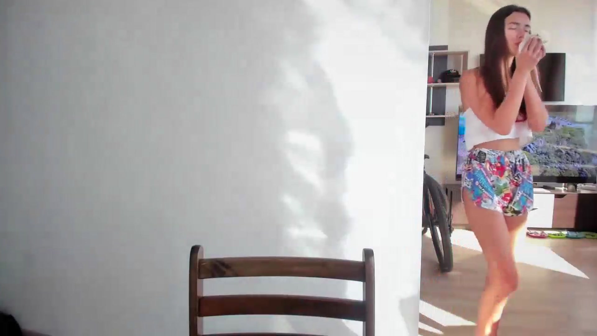 Gallery image thumbnail from laurensaenz's myfreecams stream on, 09/04/2026, 06:44 image 14 of 20