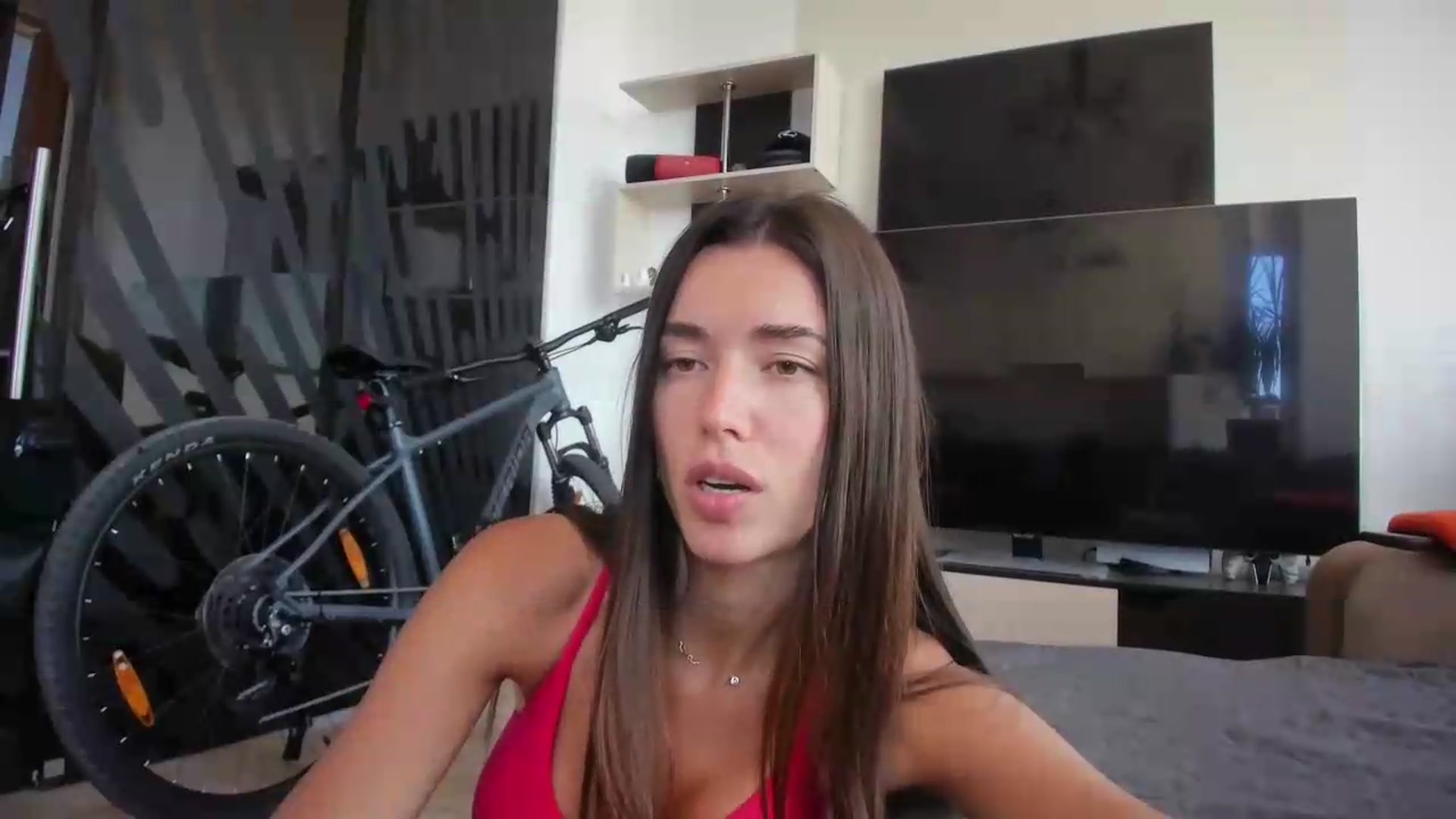 Gallery image thumbnail from laurensaenz's myfreecams stream on, 09/08/2026, 09:24 image 4 of 20